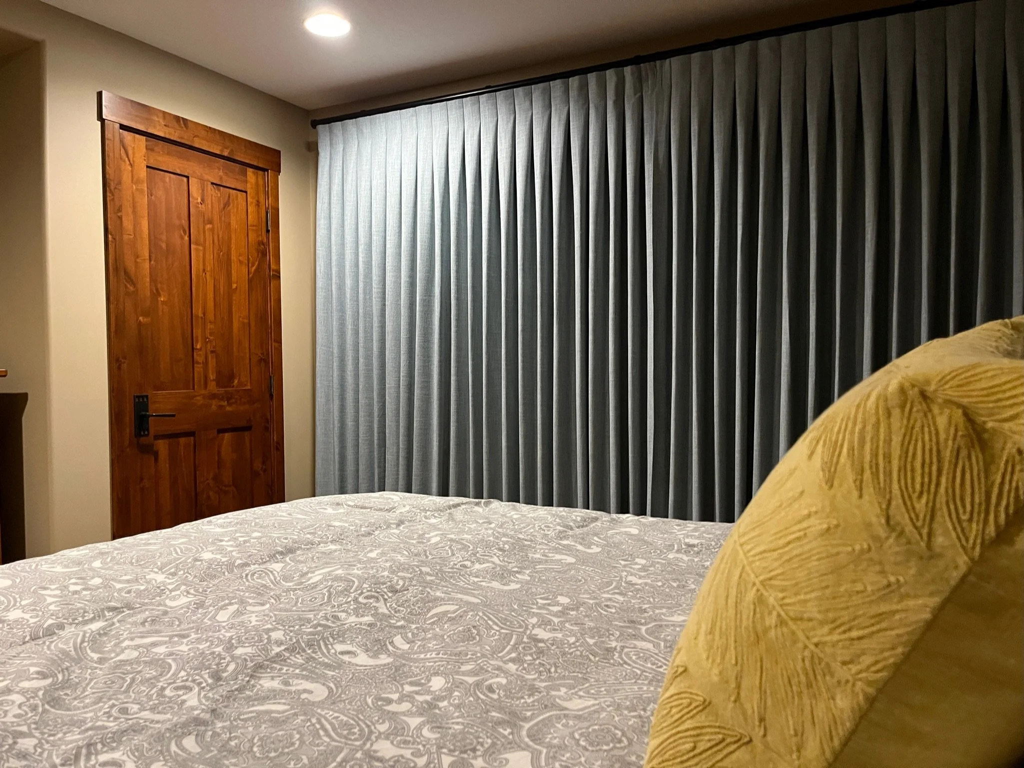 Blackout drapery sunpeaks.jpg