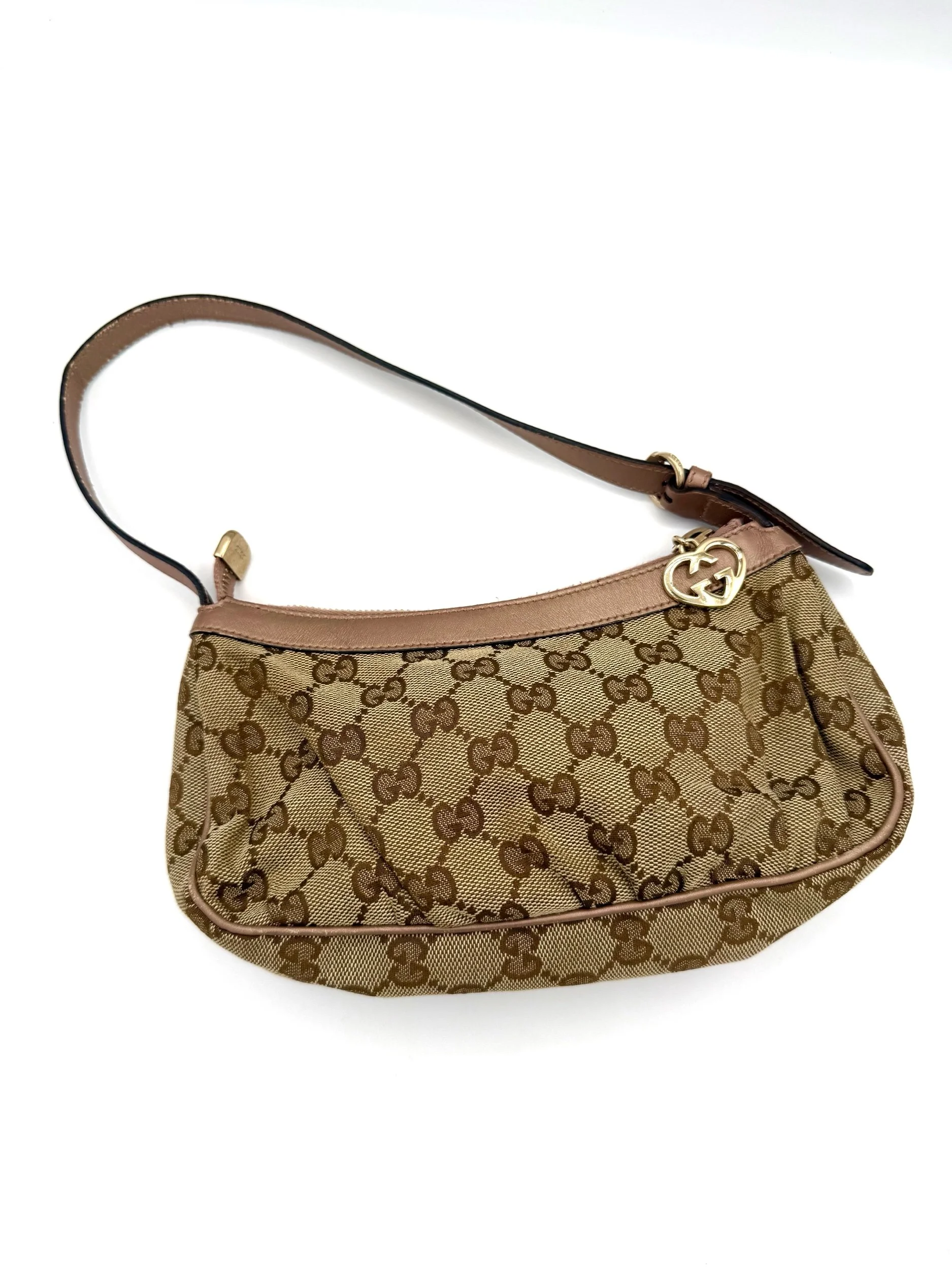 Gucci Pochette Front