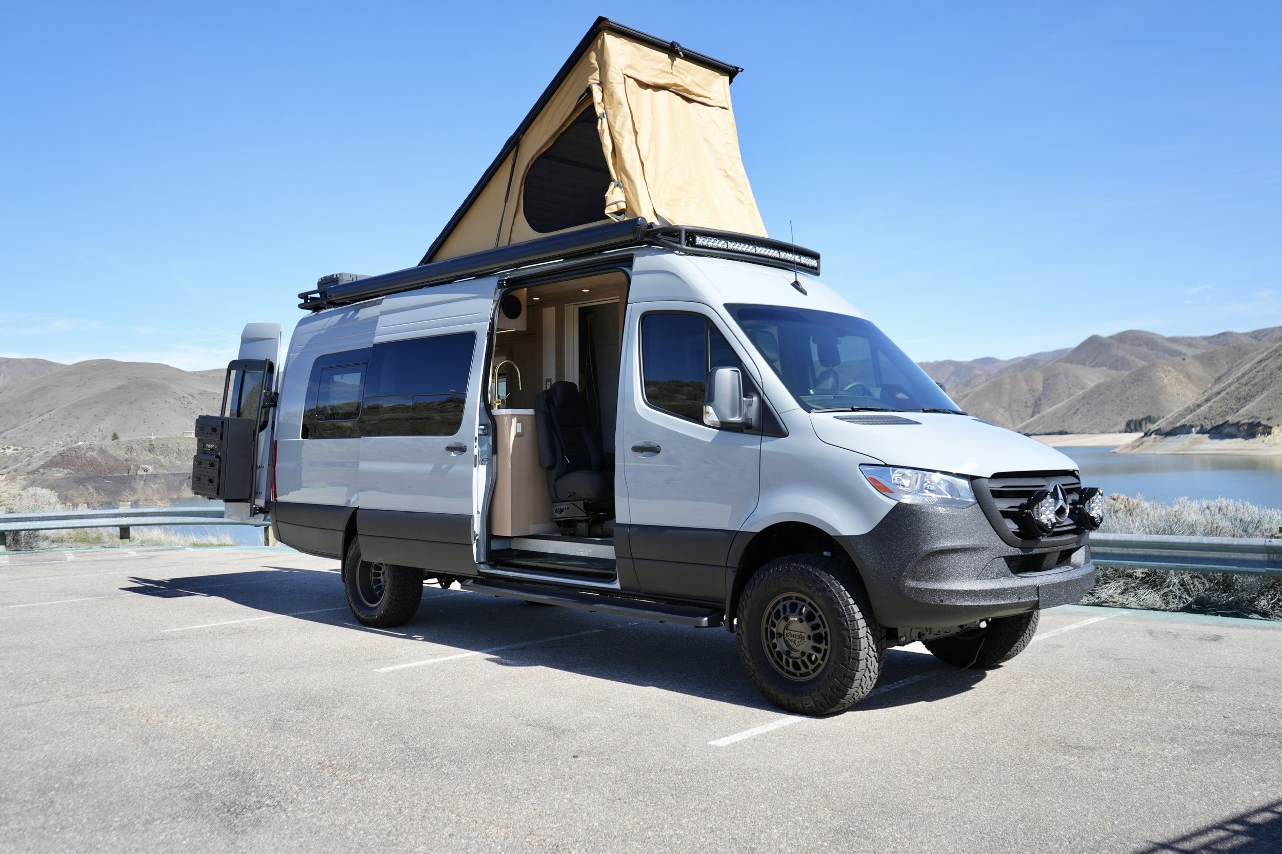 Custom Crafted Vans Family Van 55-43.jpg