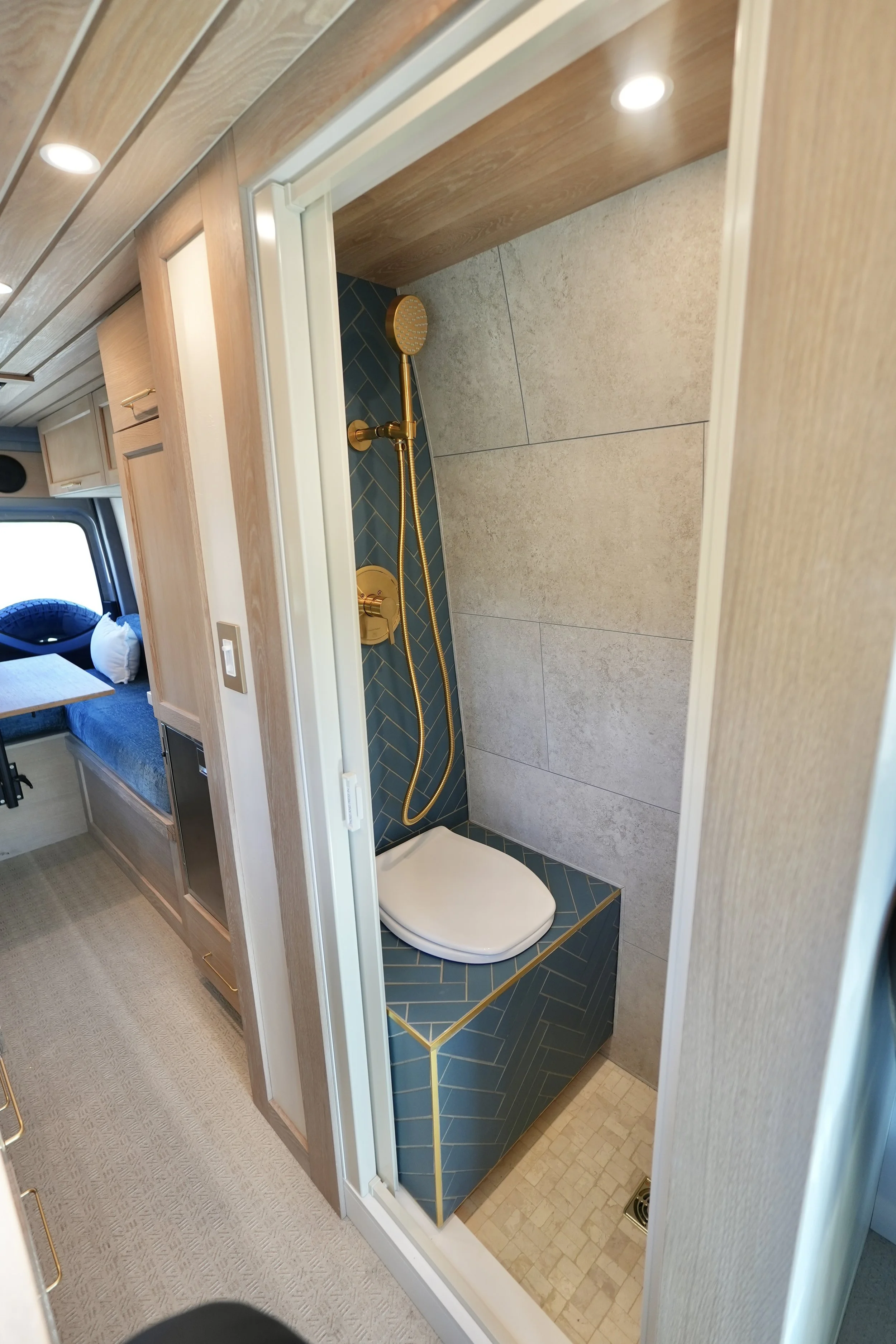 Custom Crafted Vans Family Van 55-32.jpg