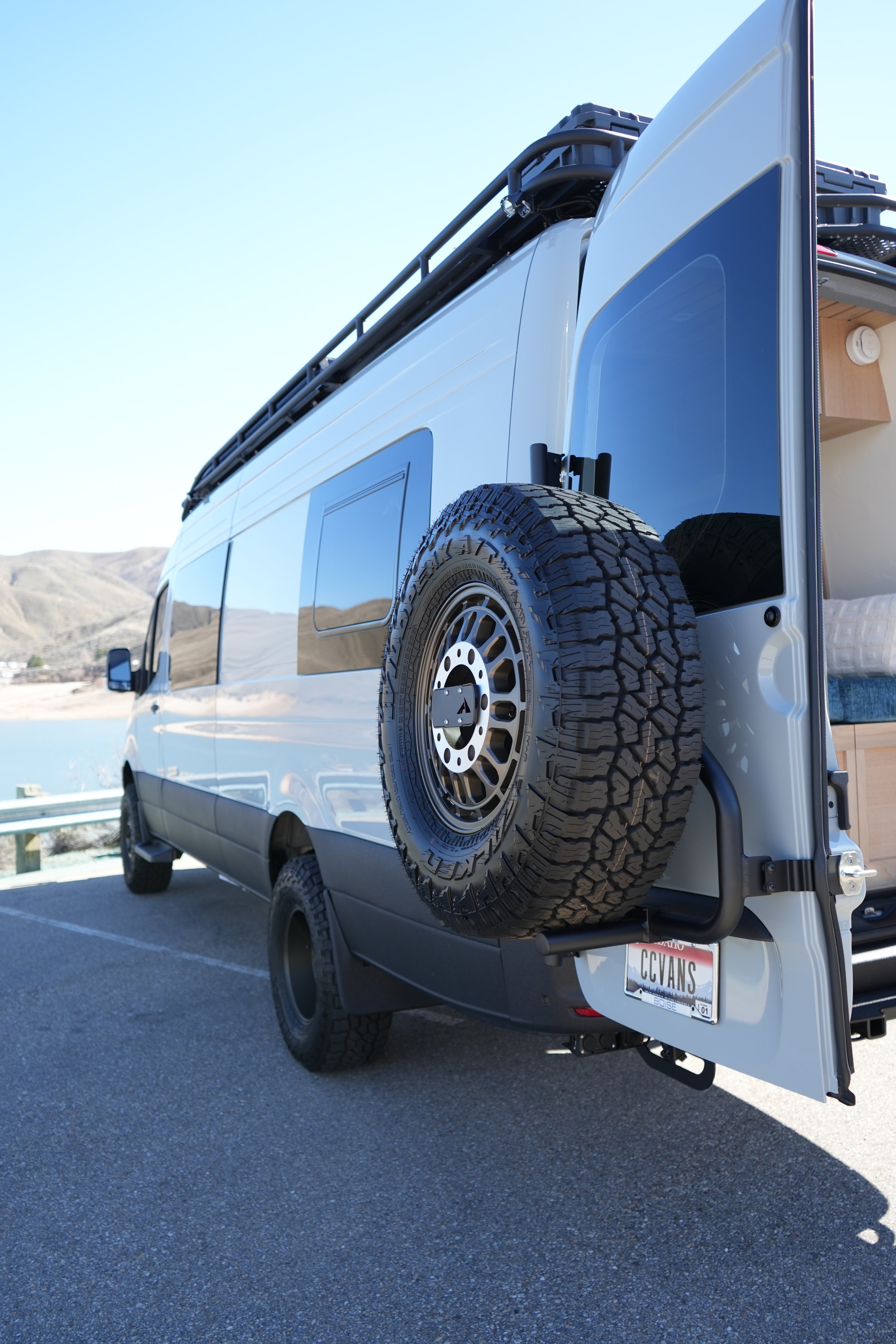 Custom Crafted Vans Family Van 55-3.JPG