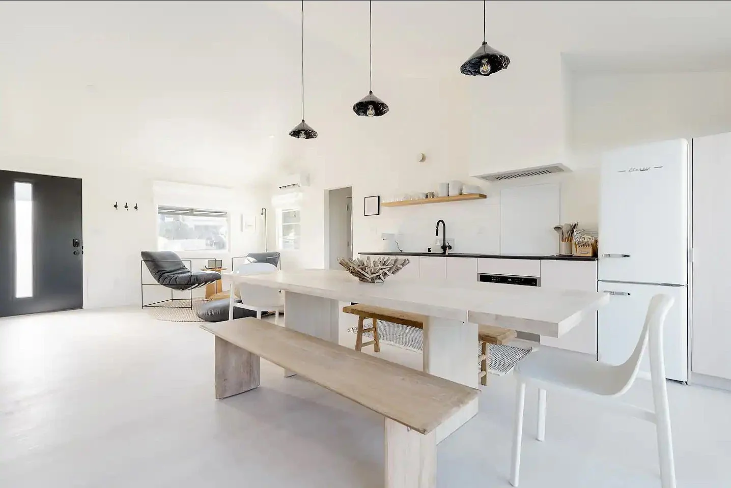 PACIFIC GROVE BEACH COTTAGE