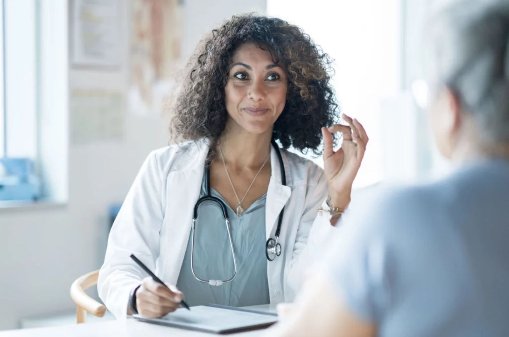Can Online Health Coach Certifications Meet Industry Standards?