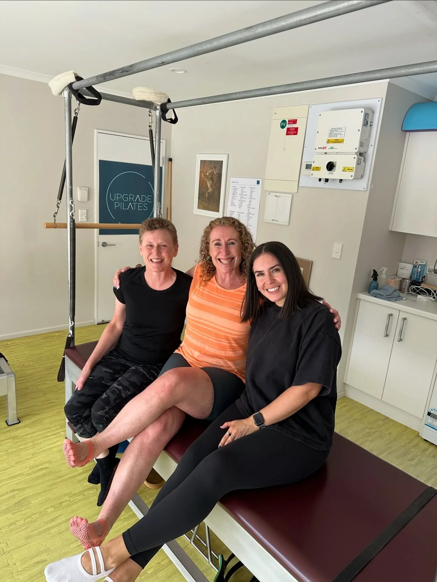 Teachers are forever students! 🤍

Thank you Elaine @upgradepilates_studio for a great afternoon of continued learning - exploring teasers and planks in more depth. 

So lovely to share the space with @onebodipilates andreagreennz @marencofri @re_viv