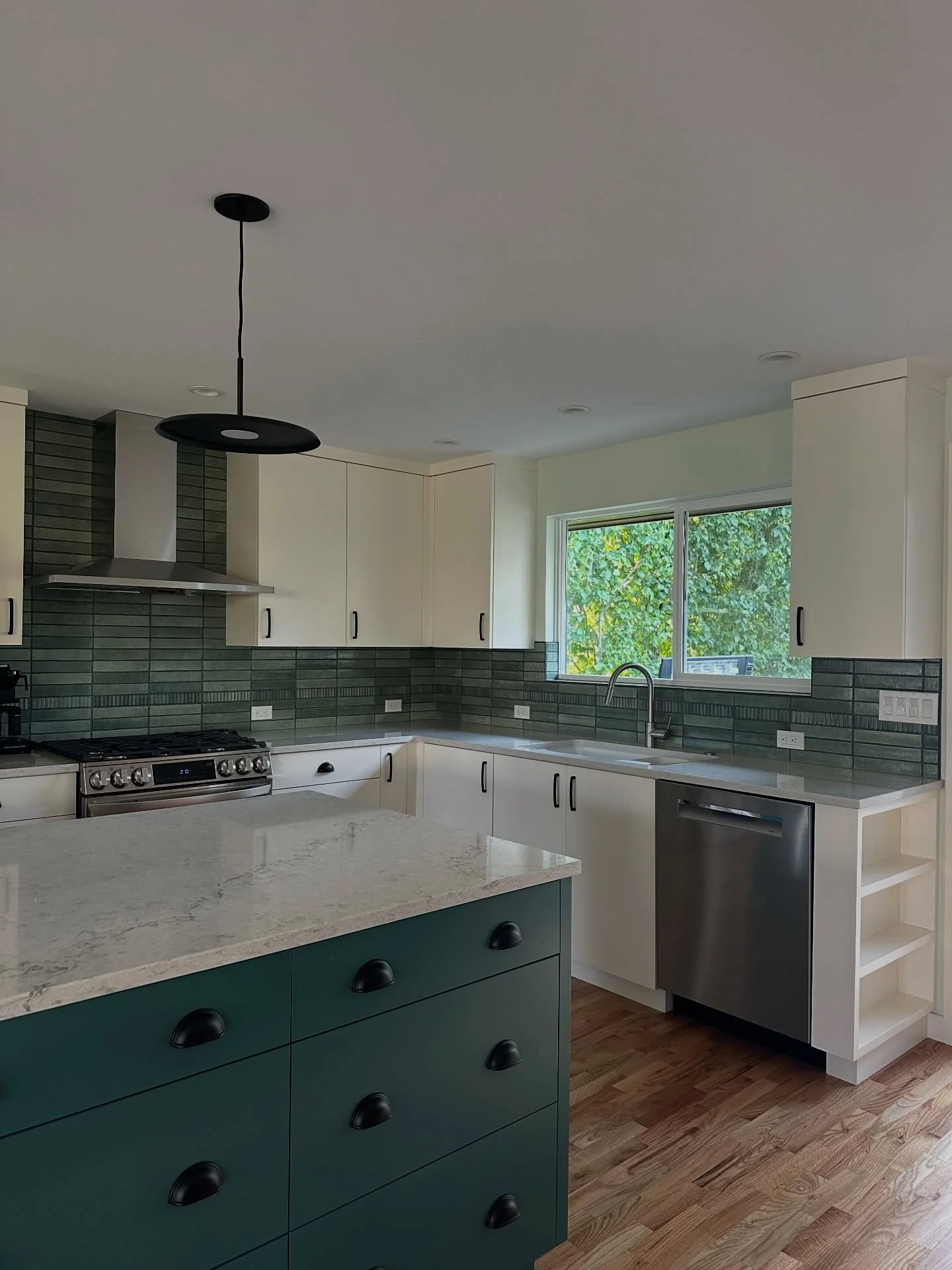 A kitchen designed to feel calm, with a palette inspired by the PNW 🌲💦

Our design opened up the kitchen to improve flow, strengthening the connection to both the backyard and living room, and added a breakfast nook for a spot to gather around a me