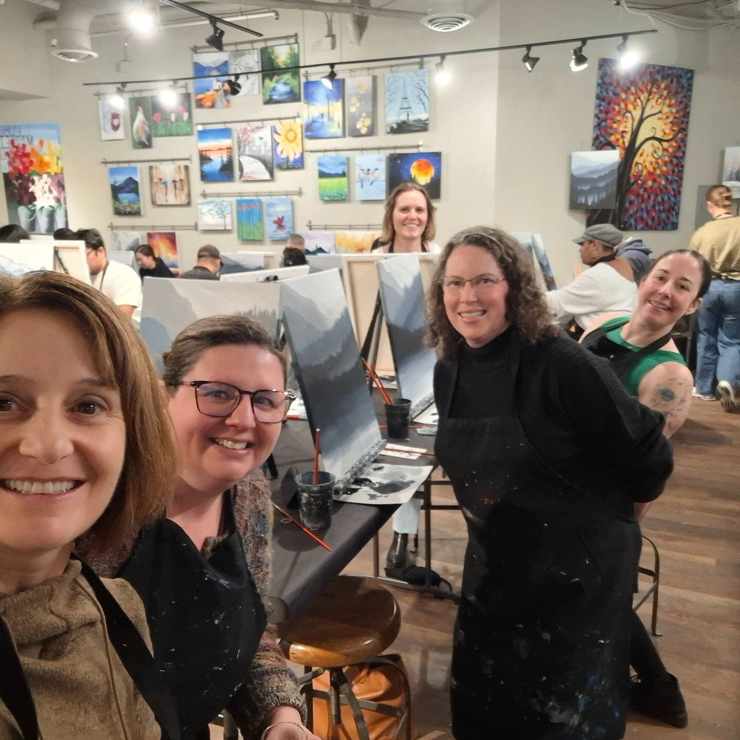 H2D team outing to get our creative juices flowing to kick off 2026!

#h2darchitects
#artandarchitecture