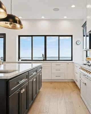 When the view is this good&hellip; you let it lead. 

The design approach for this new high-end kitchen, in H2D's new custom Innis Arden Cliffside Modern home, was intentionally restrained to let the outdoor view become the focal point. Warm whites, 