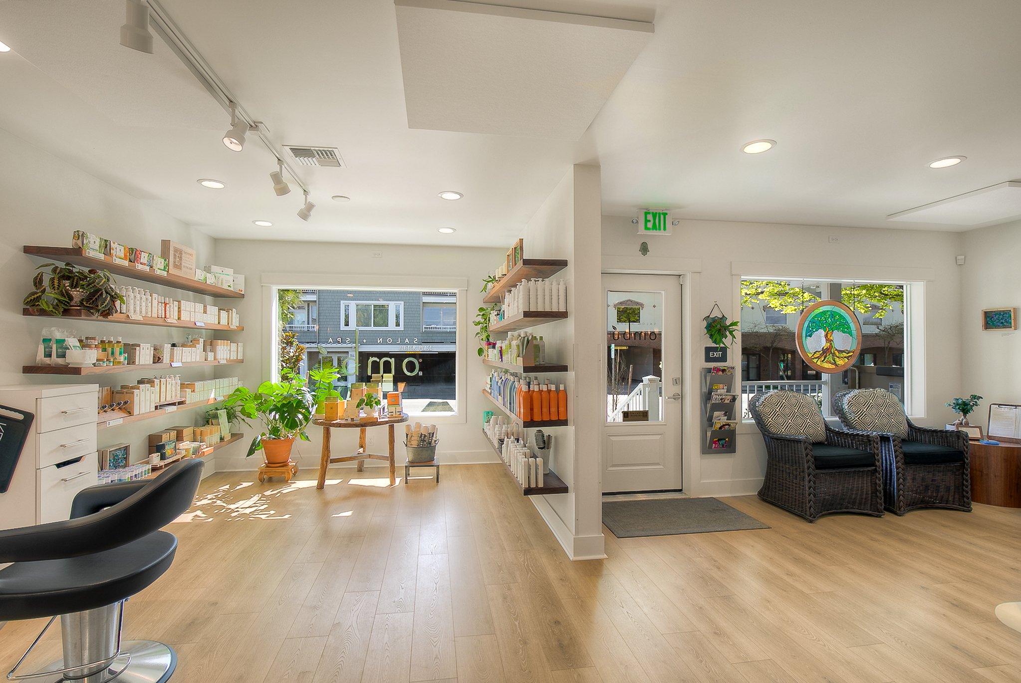 H2D-OmbuSalon121-4.jpg