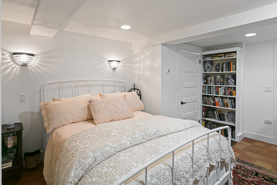 guest room.png