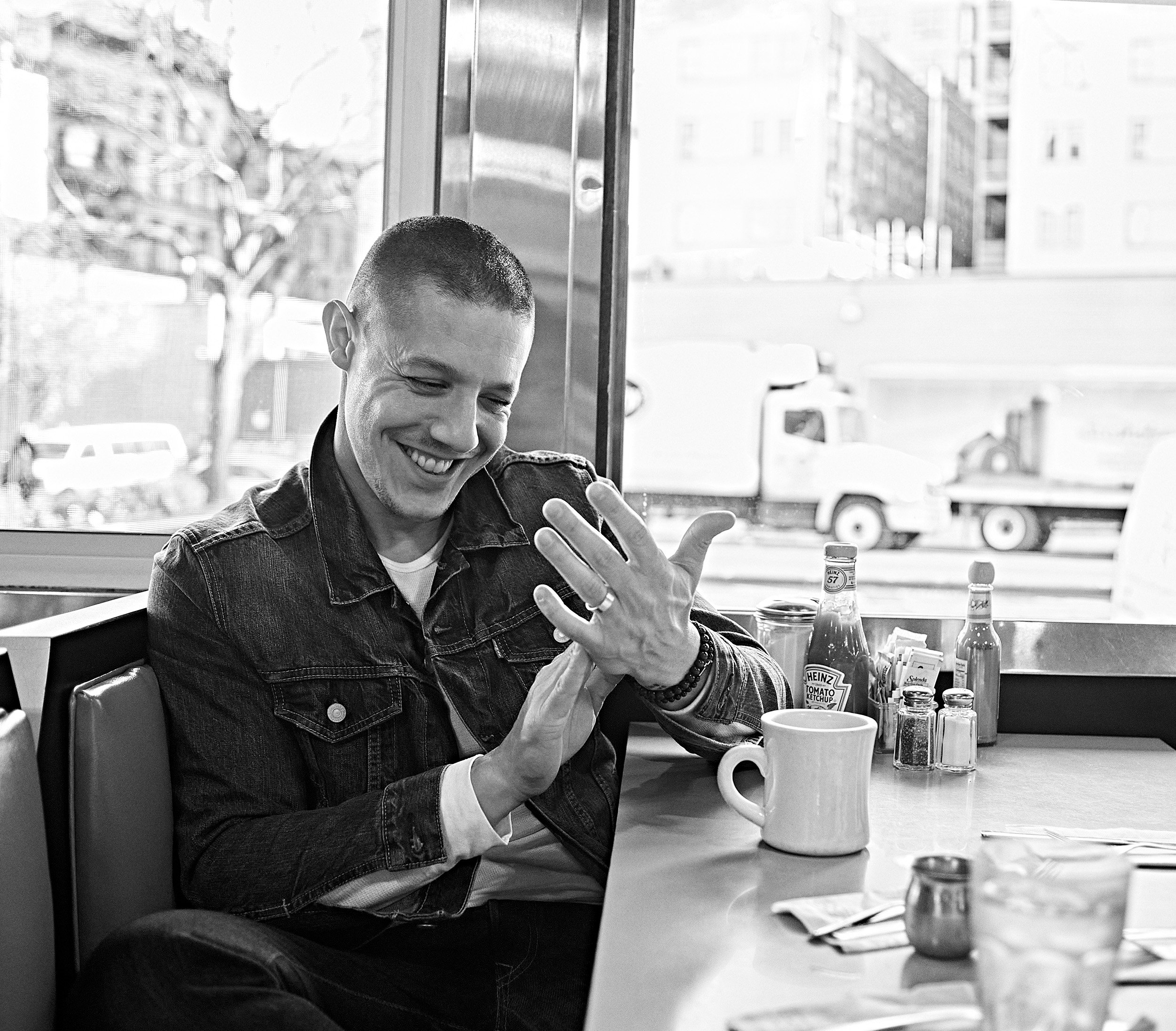 THEO ROSSI