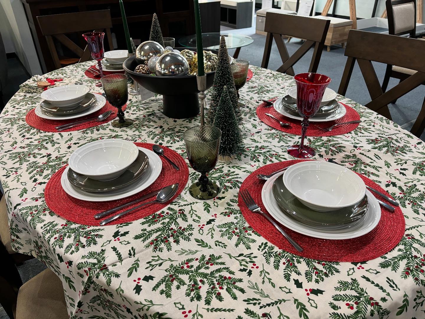 We have everything for your holiday table