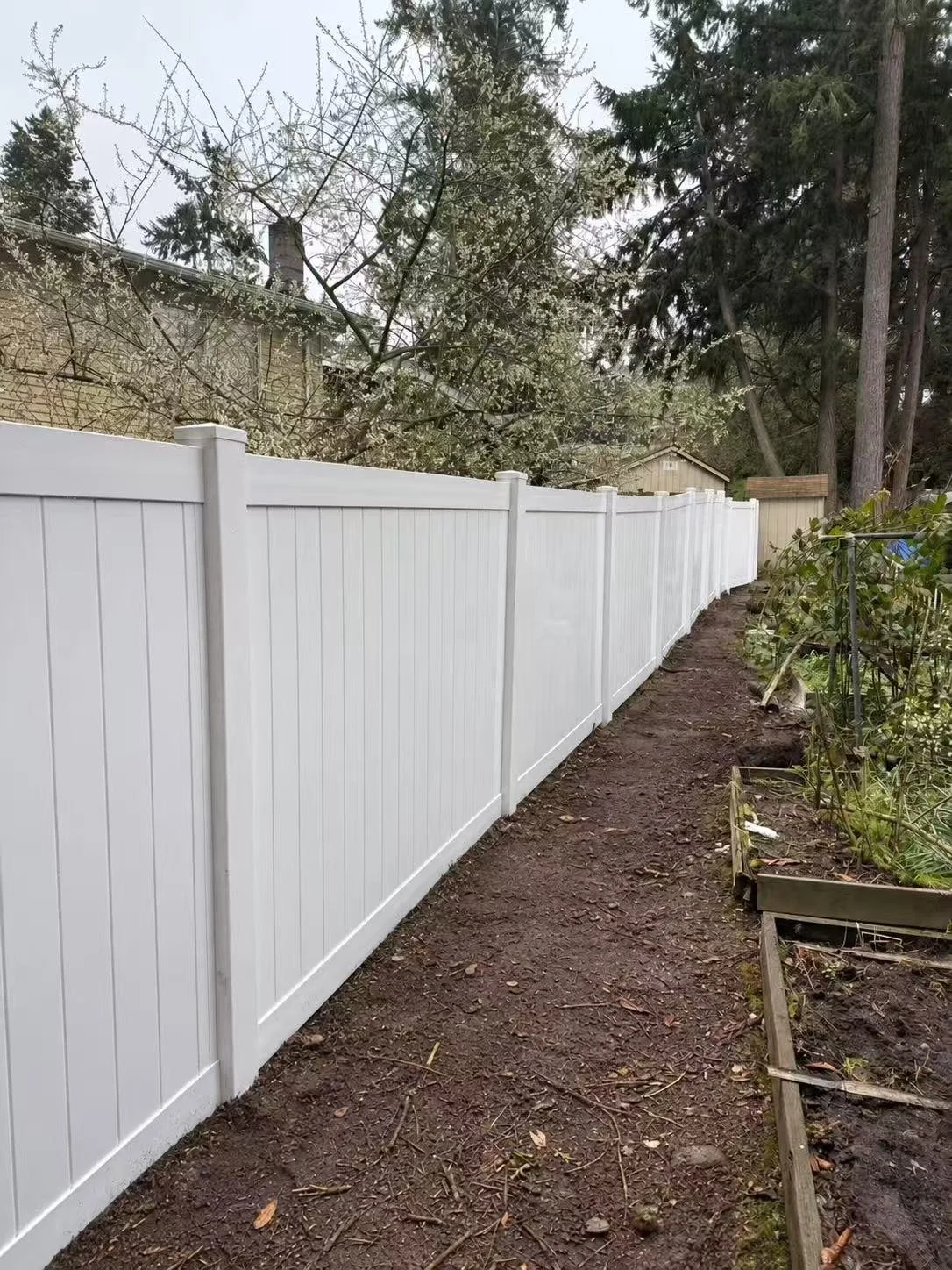 ST001 | 6 ft. H x 8 ft. W White Vinyl Privacy Fence Panel