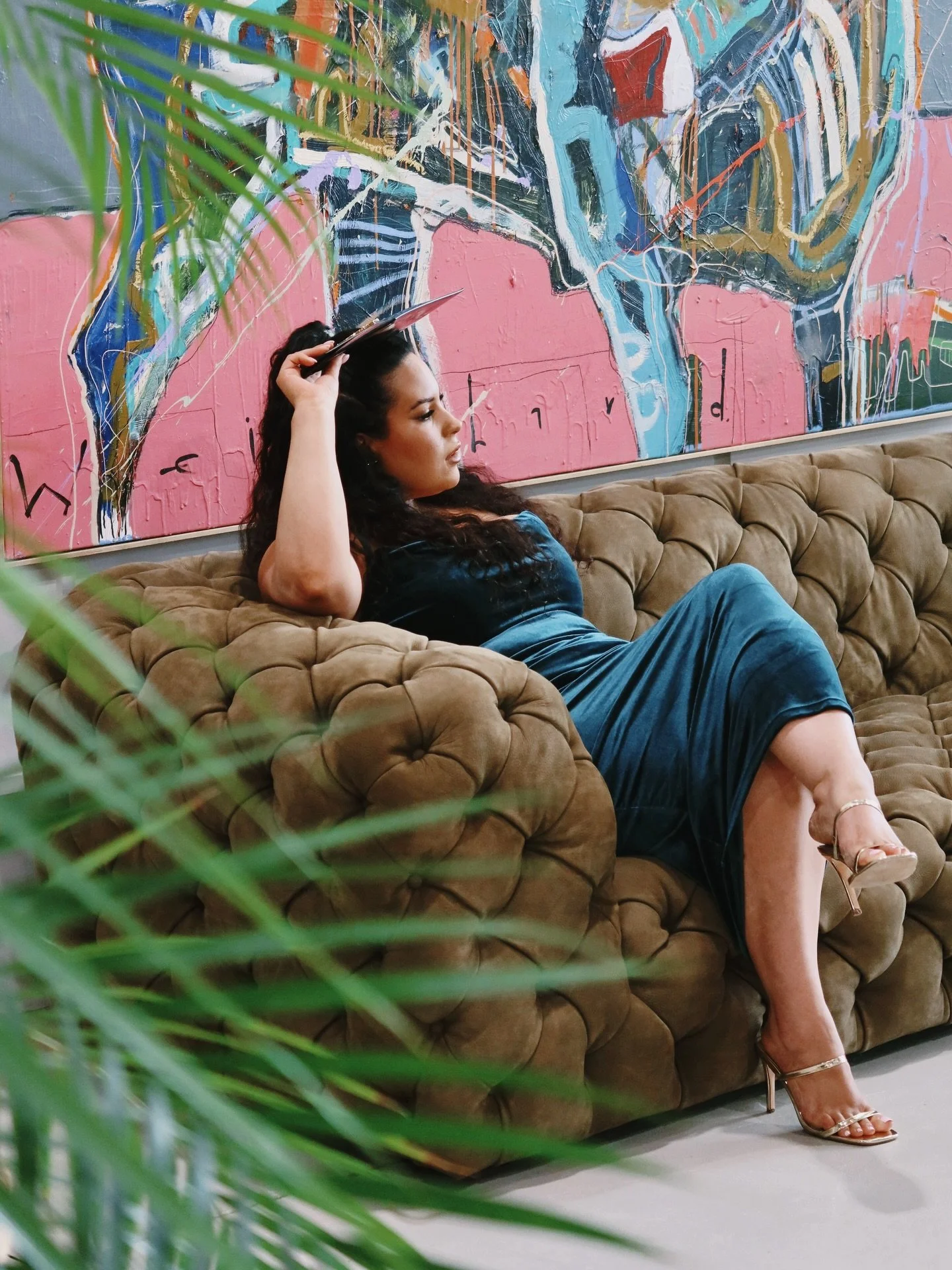 Behind the scenes of a recent modelling shoot hosted at VI 📸✨
A space designed for creative collaboration 🎬👯&zwj;♀️

@itskathrynnatalie 
@themakeuphubofgippsland 
@sundayjames___ 

#vibusiness
#creativecommunity
#behindthescenes
#collaborativespac