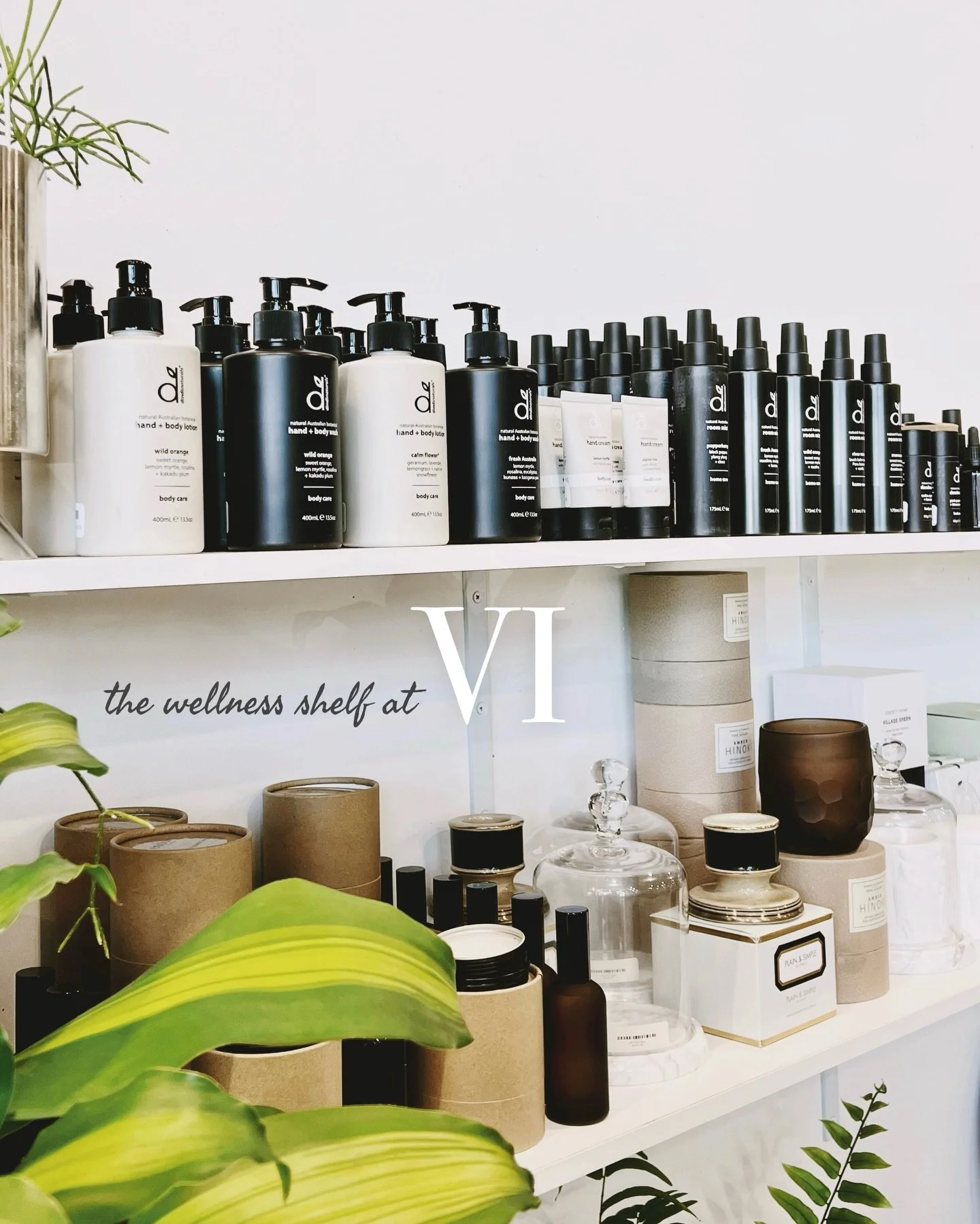 New in: essential oils and nourishing ingredients all made locally 🧘🏼&zwj;♀️
Bring moments of calm and connection with nature into your everyday rituals 🌿⚡️

Photo credit: @dindinaturals