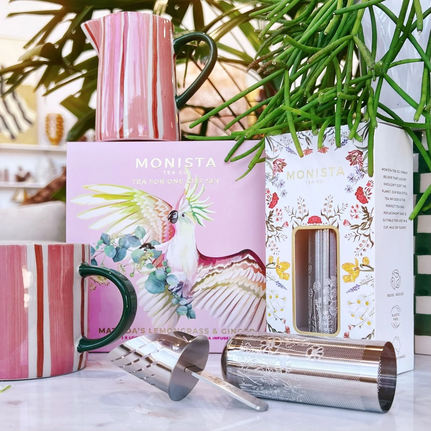 New in at VI: beautifully boxed teas ☕️🫖 
Pair your tea with a matching mug for extra thoughtful gifting or slow sipping at home 🐝 🌸