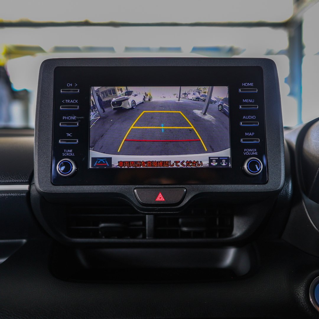 deluxe-yaris3-1080-12.jpg