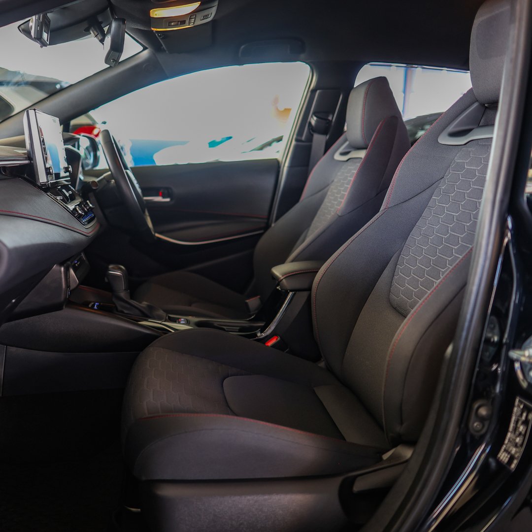 deluxe-corolla-1080-02.jpg