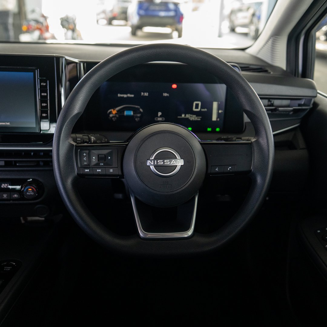 Nissan Note-05.jpg