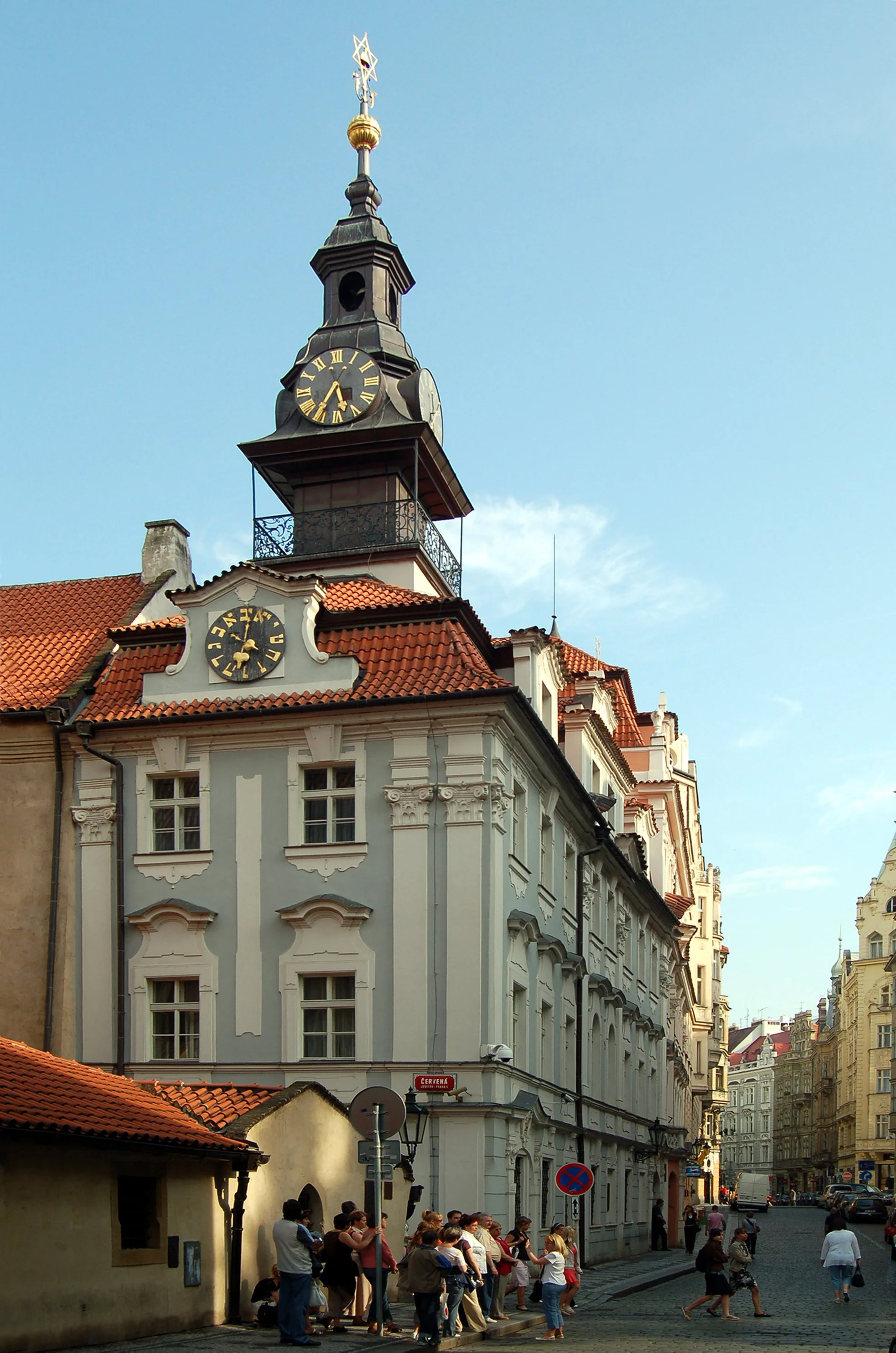 Jewish_tawnhall_(Prague).jpg