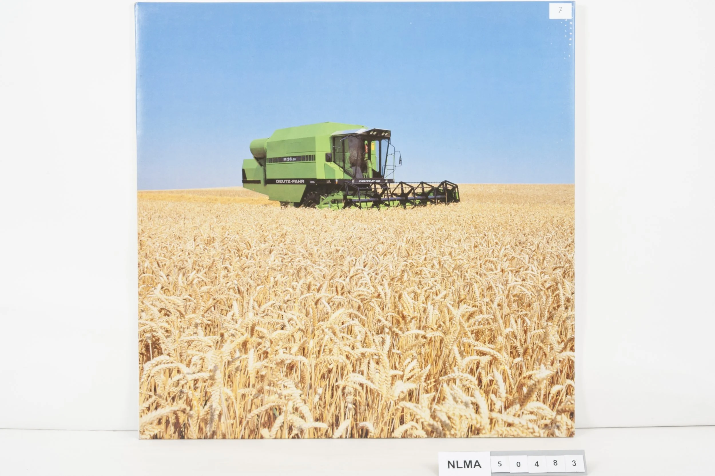 Arkiv Landbruksteknikk, tresker. 