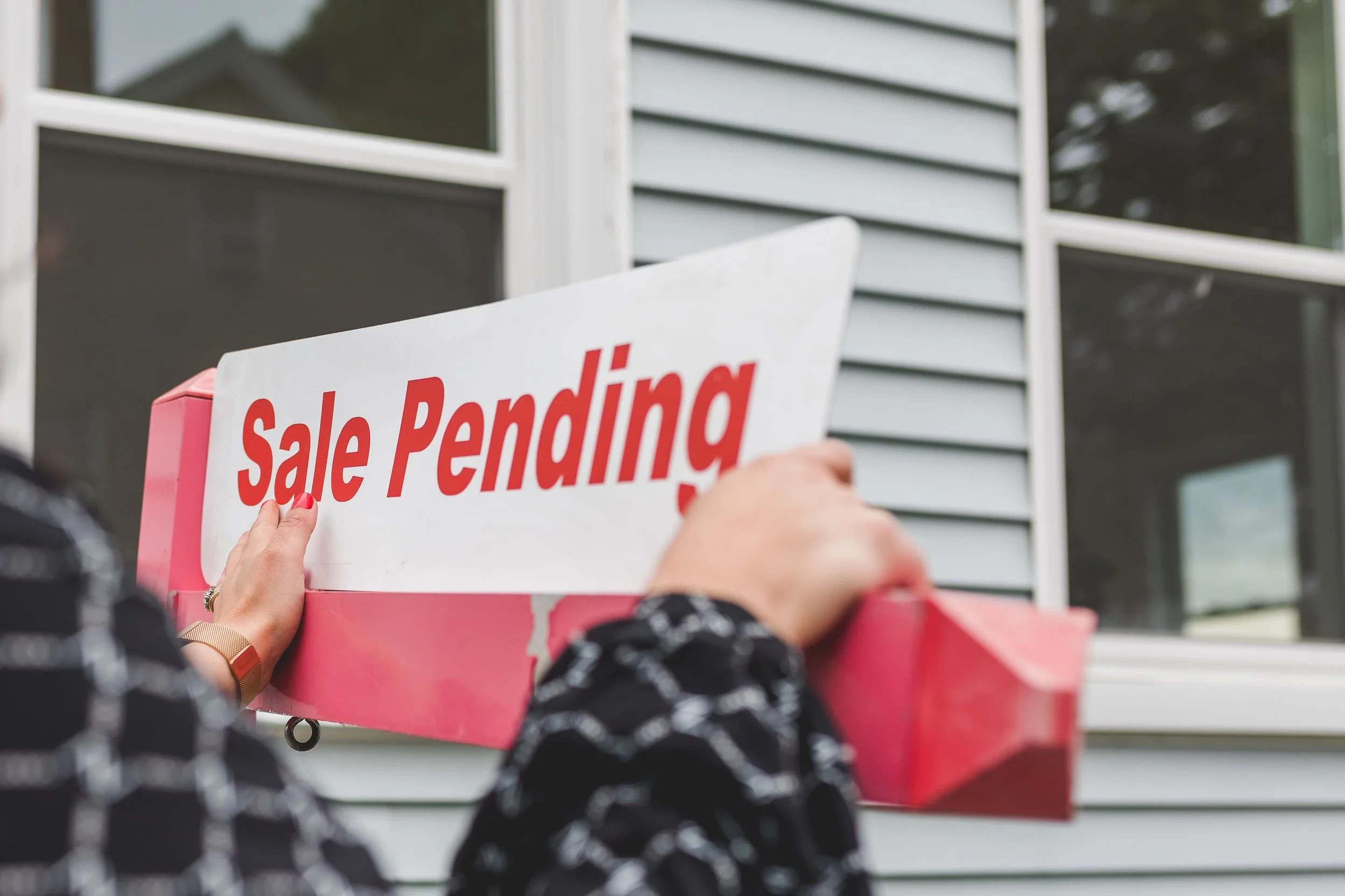 Pending Sales Dropped Again. Stop Waiting for the Market to Make Sense.
