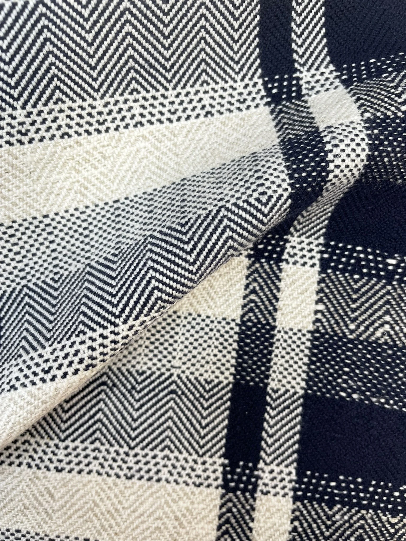 000249_Details 4.jpg