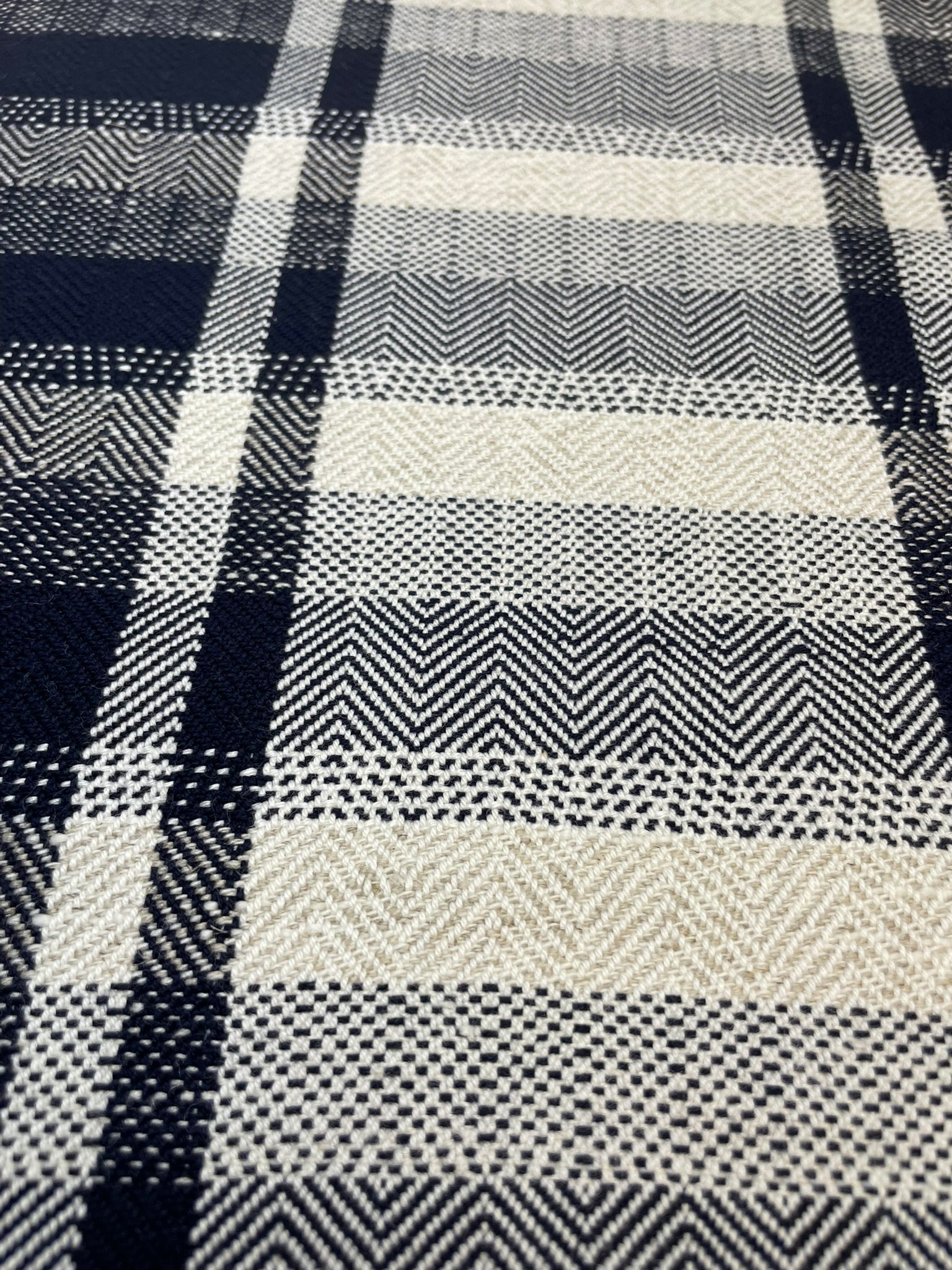 000249_Details 2.jpg