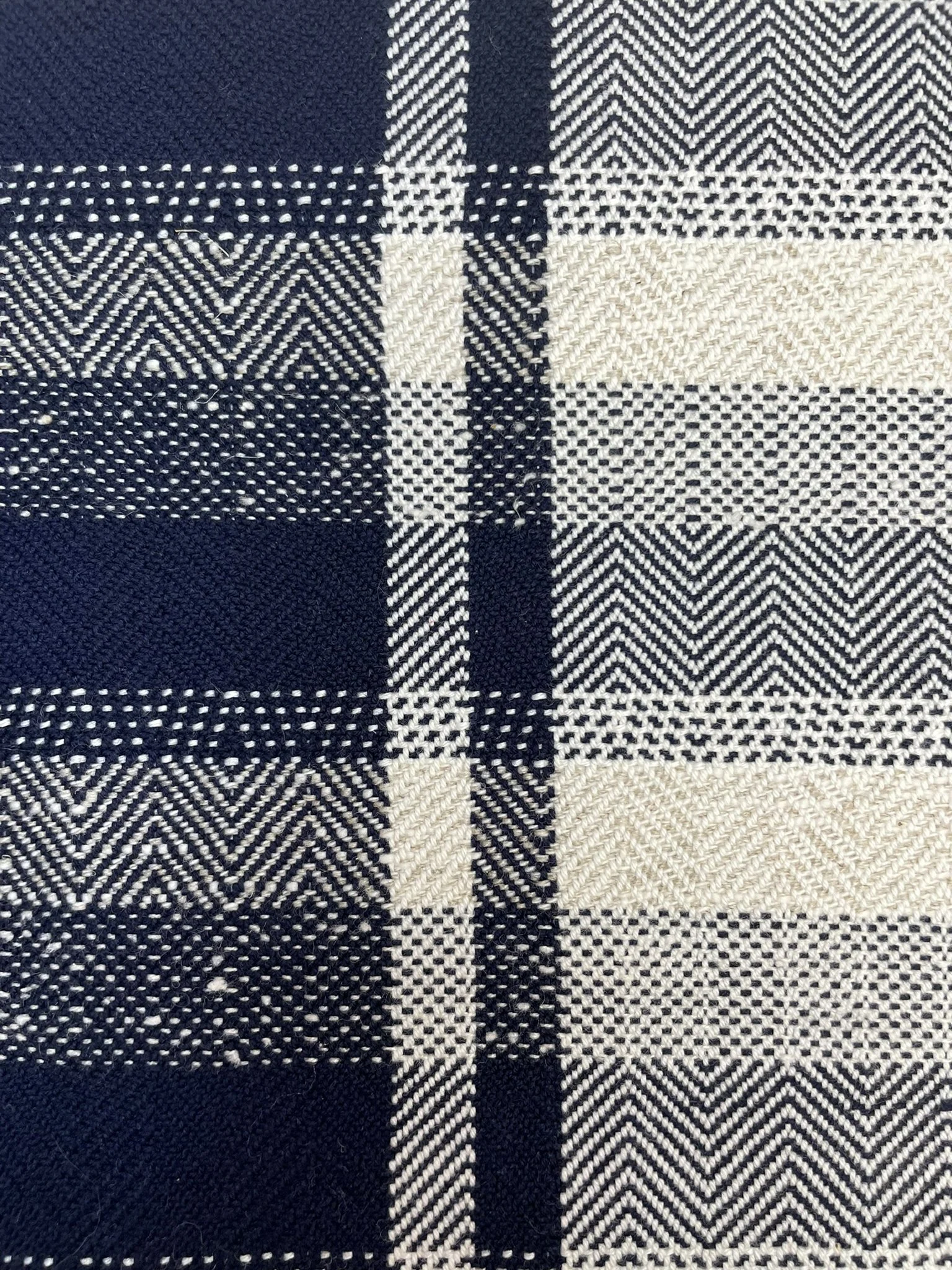 000249_Details 3.jpg