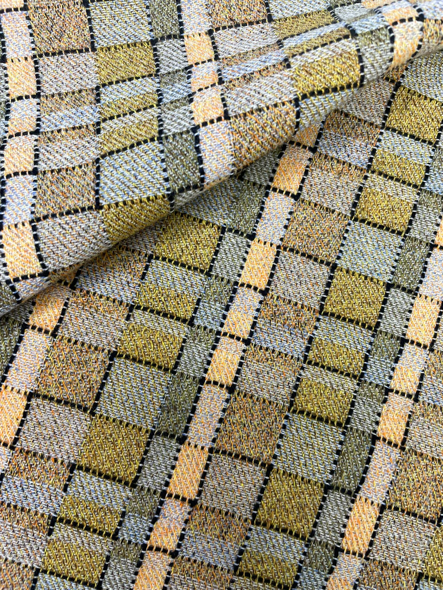 000214_Details 1.jpg