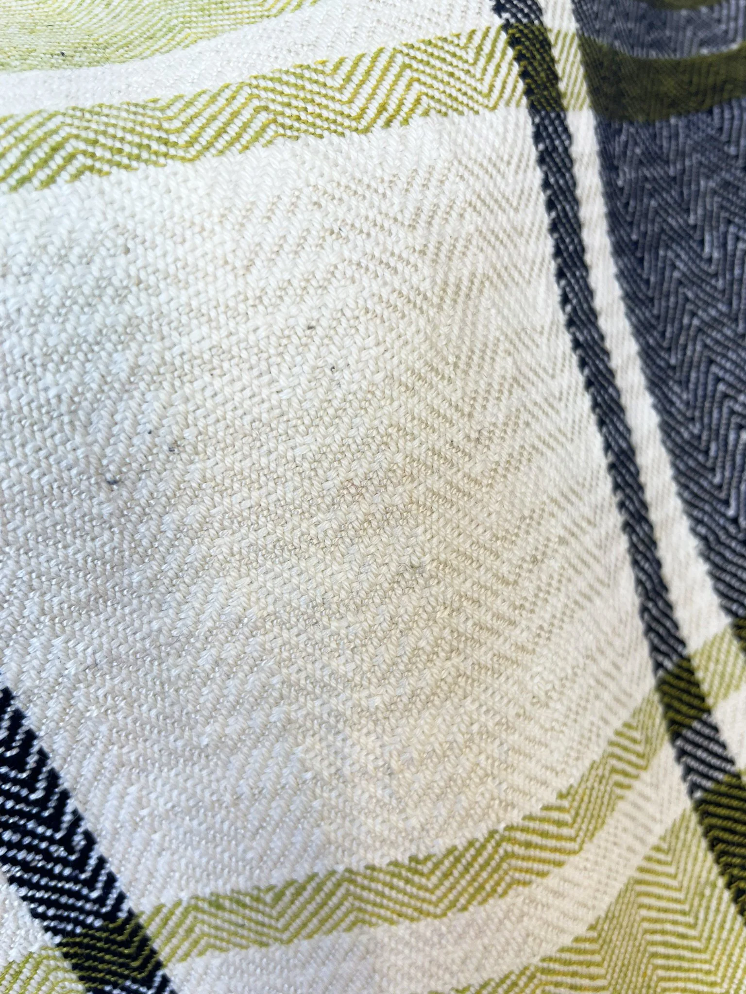 000250_Details 4.jpg