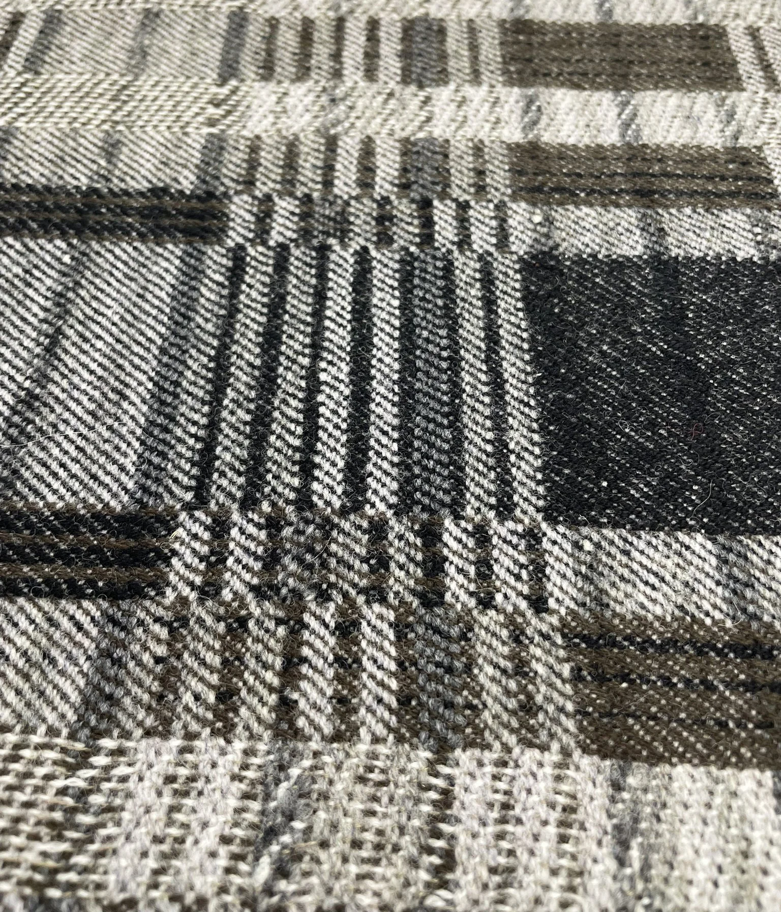 000237_Details 2.jpg