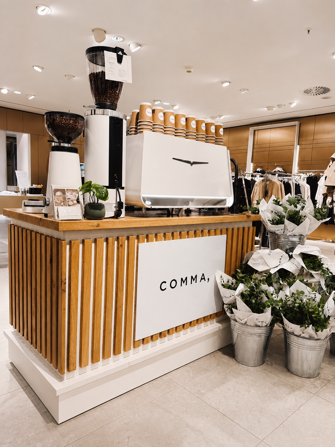 COMMA BARISTA BAR