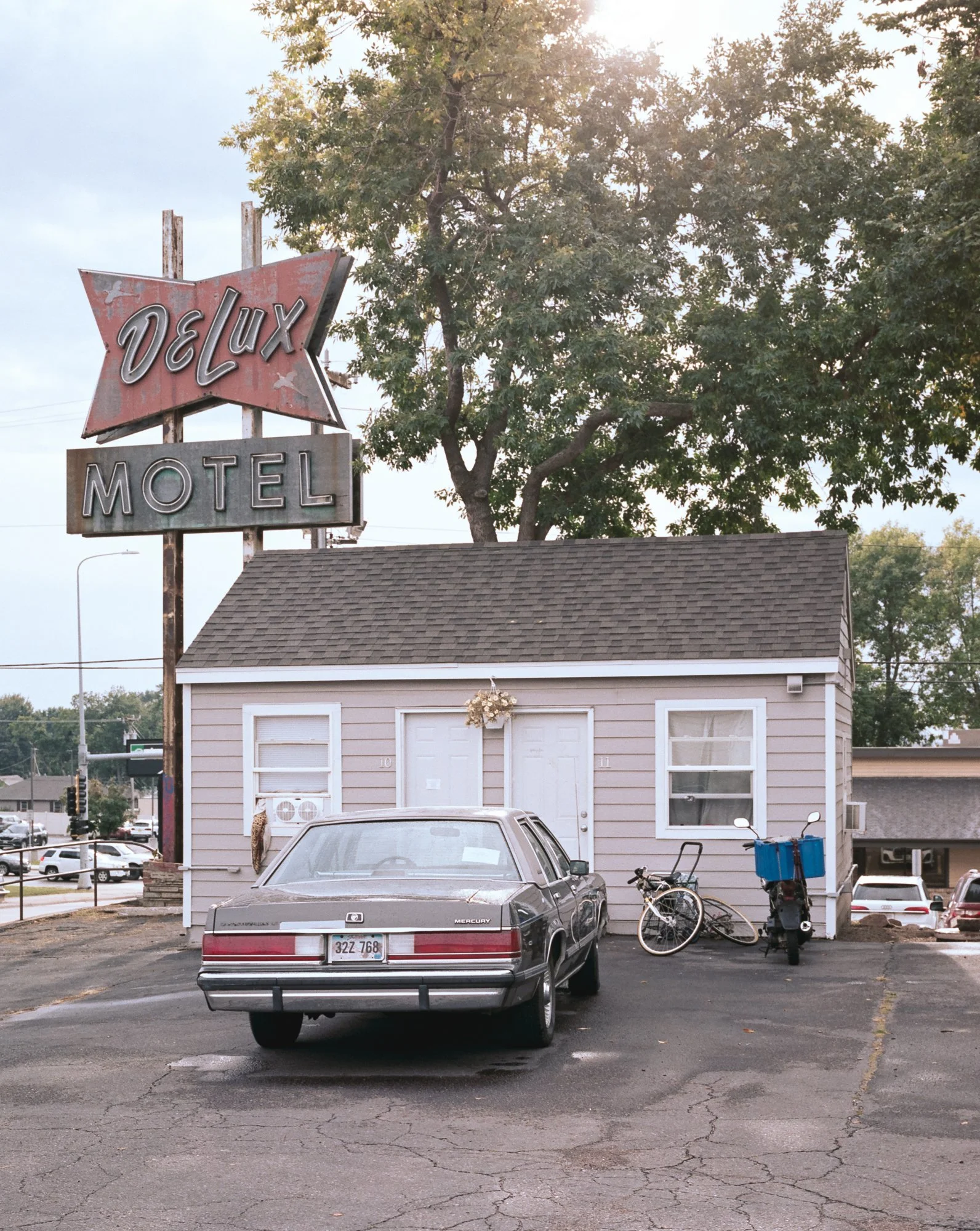 Deluxe Motel, South Dakota