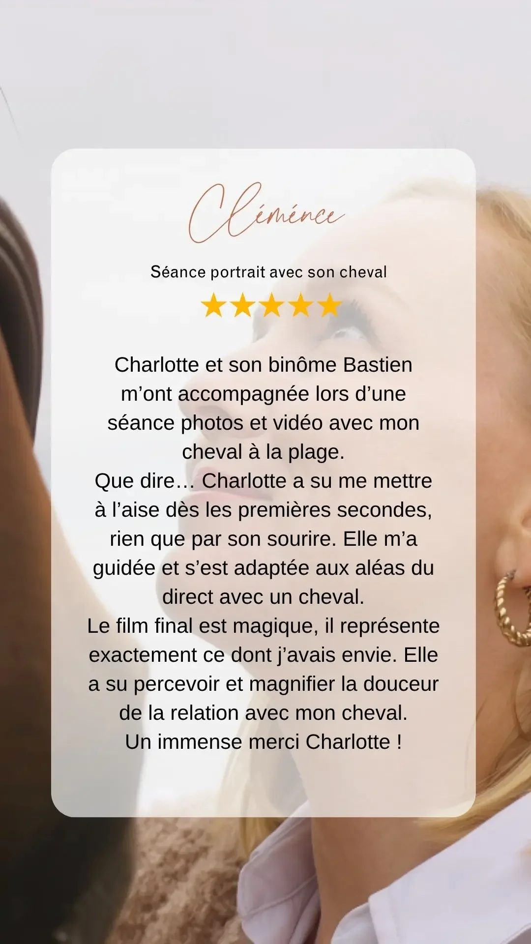 Texte de l'avis google de Clémence à l'attention de Charlotte vidéaste pour la réalisation du film du portrait d'elle et son cheval à la plage.