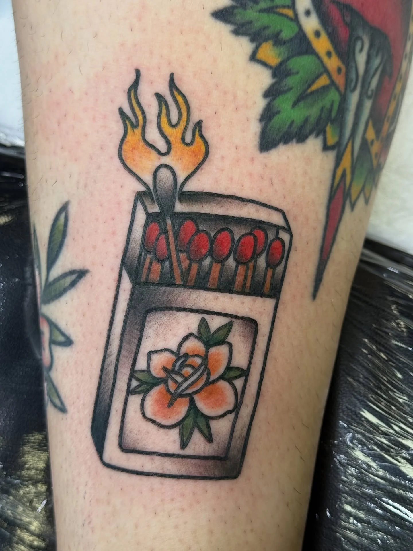 A handful of flash for my girl Mae! 💗