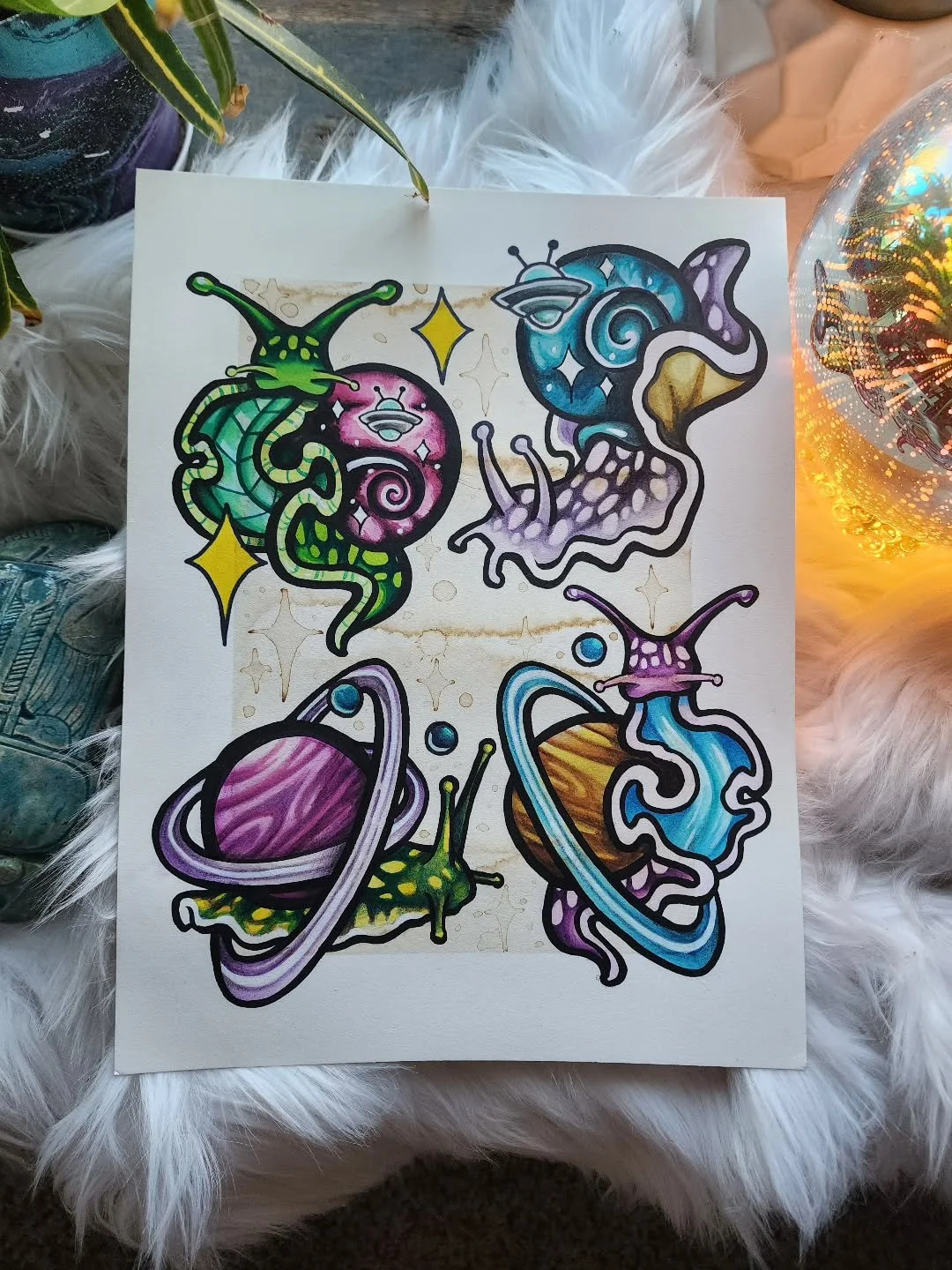 I have some space snails available to tattoo 🪐🐌
🛸 I can switch up any of the colors or do them in black and grey🛸