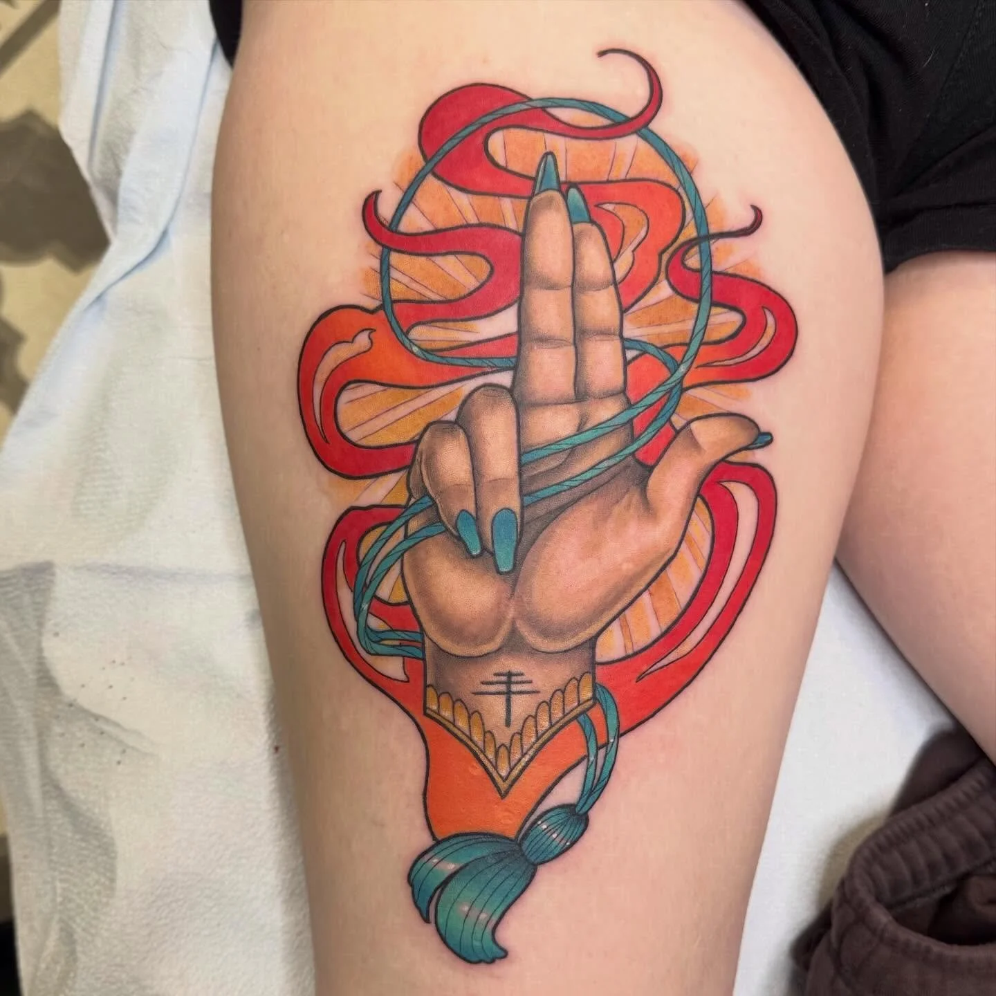 Thank you to everyone who has come out to get tattooed this year &hearts;️ I&rsquo;m so grateful to get to do what I love with awesome people every day. The end of year is always busy busy busy feeling but I&rsquo;d have it no other way ! Here&rsquo;