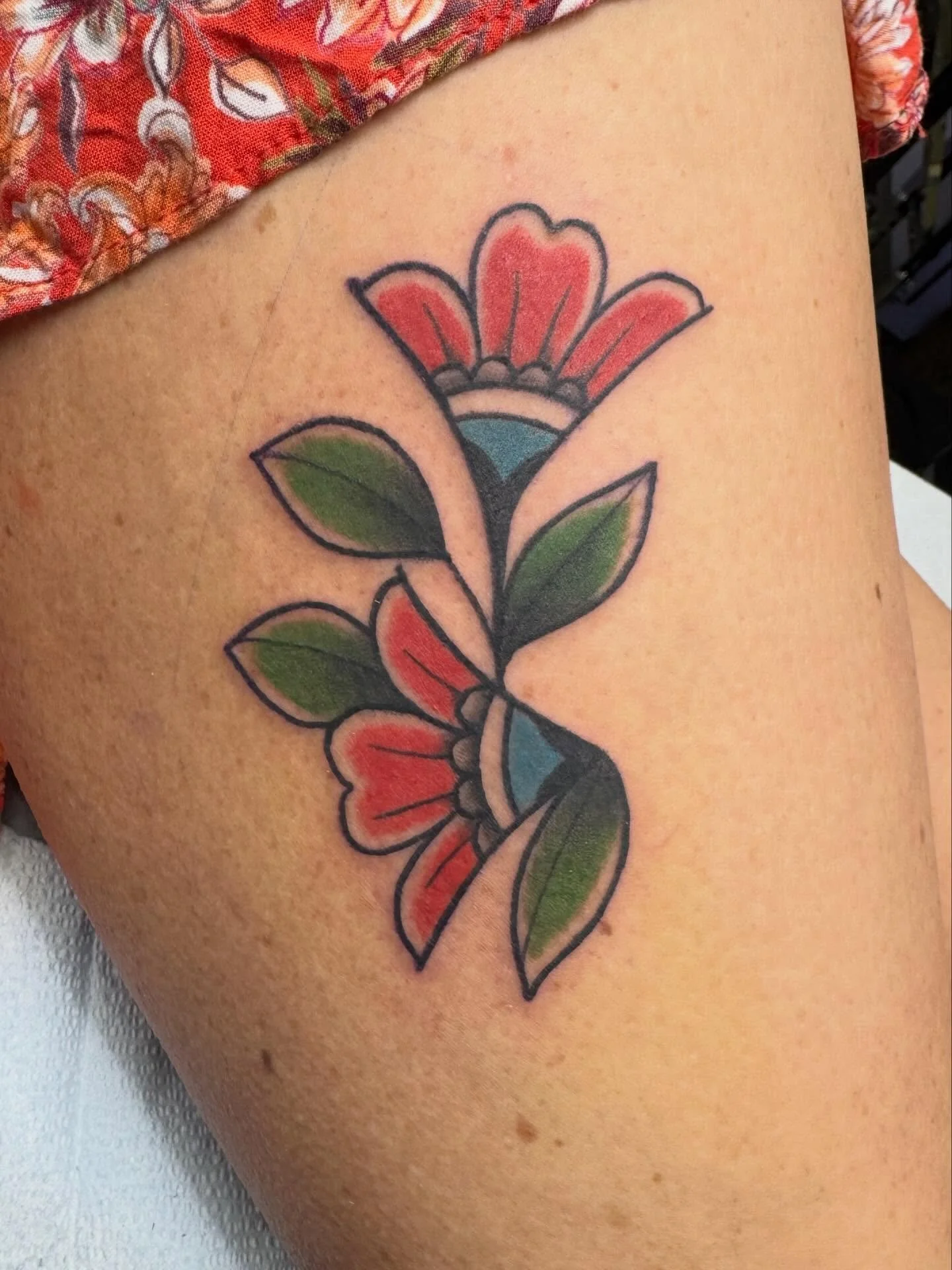 ✨ Happy Valentine&rsquo;s Day and Friday the 13th was a success!! ✨ With the one appointment scheduled for later and a few donations from other artists we got to $1000 to donate to @prairielandsfreedomfund from the event !! Here are the tattoos I got