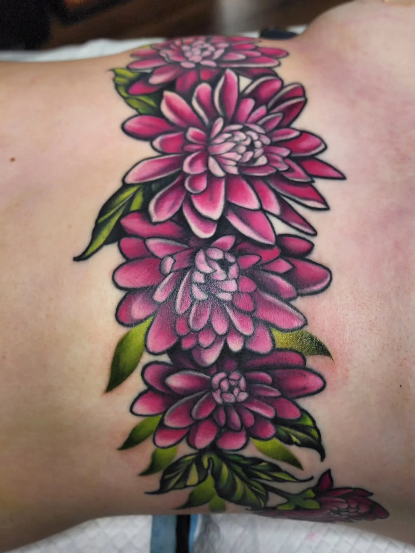 Reworked these flowers and added some more life. 💗 Swipe to see the before.