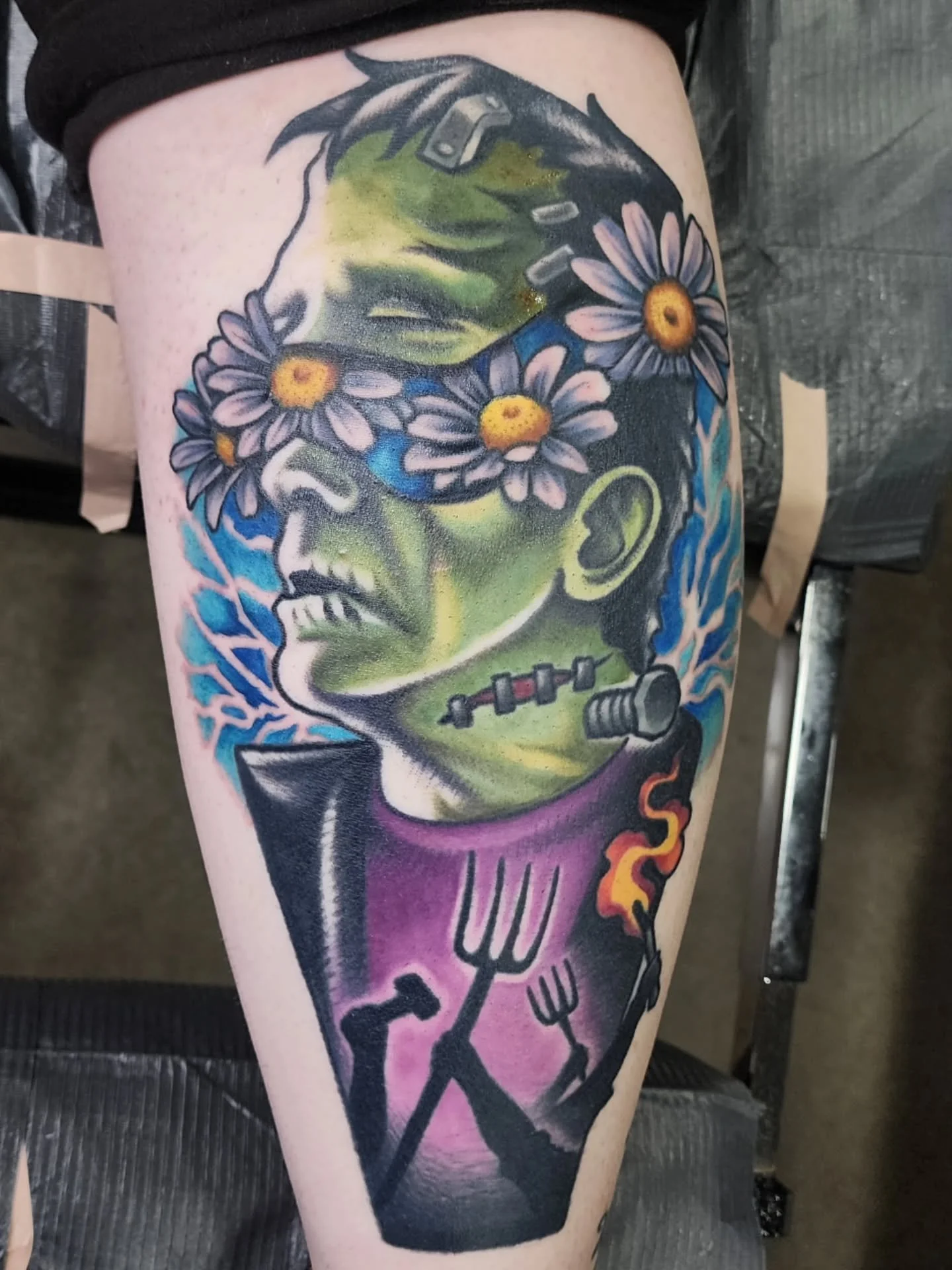 A couple of fun tattoo I got to work on at @middleofthemaptattoo had an awesome time getting to see a bunch of friends and bought a ton of awesome art.