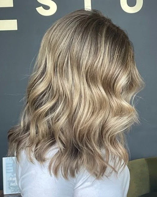 A good balayage just hits different 💫 

Krista created this beautiful blend with soft ribbons of blonde and the perfect amount of depth for that effortless glow 🤍

We&rsquo;re kind of obsessed with this one ✨

#ClementineAndHoney #BalayageByKrista 