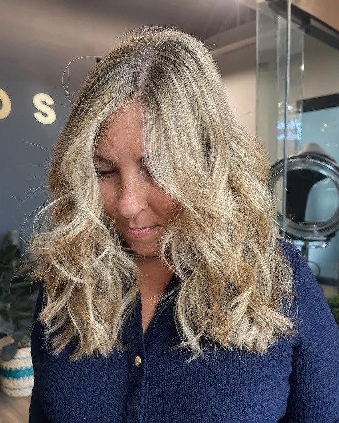 oft blonde, effortless movement, and the dreamiest dimension ✨ 

Master Stylist Krista created this lived-in blonde with bright face framing, seamless blending, and waves that show off every detail 🤍

 The perfect balance of polished and natural.

#