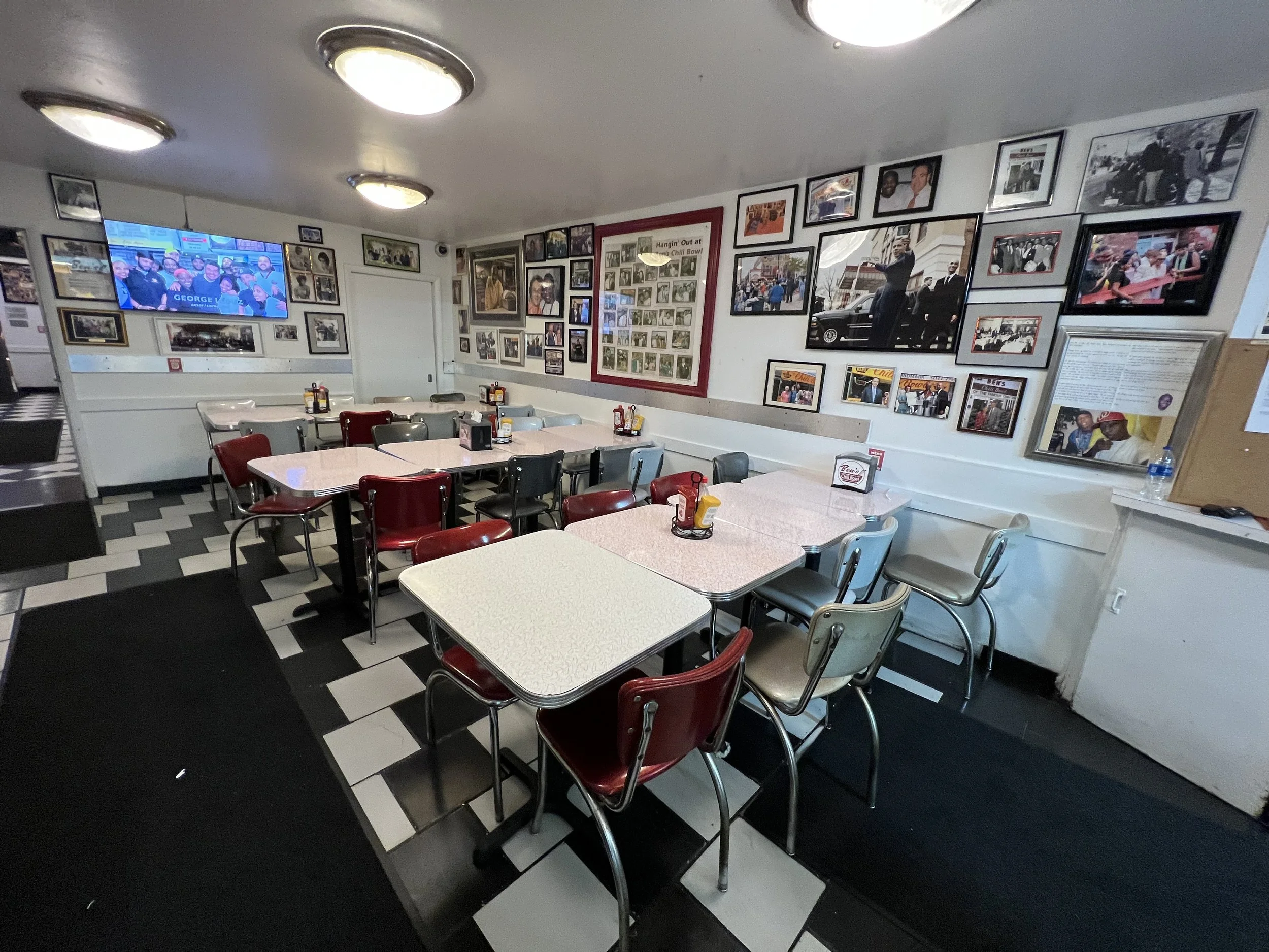 diningroom.jpg