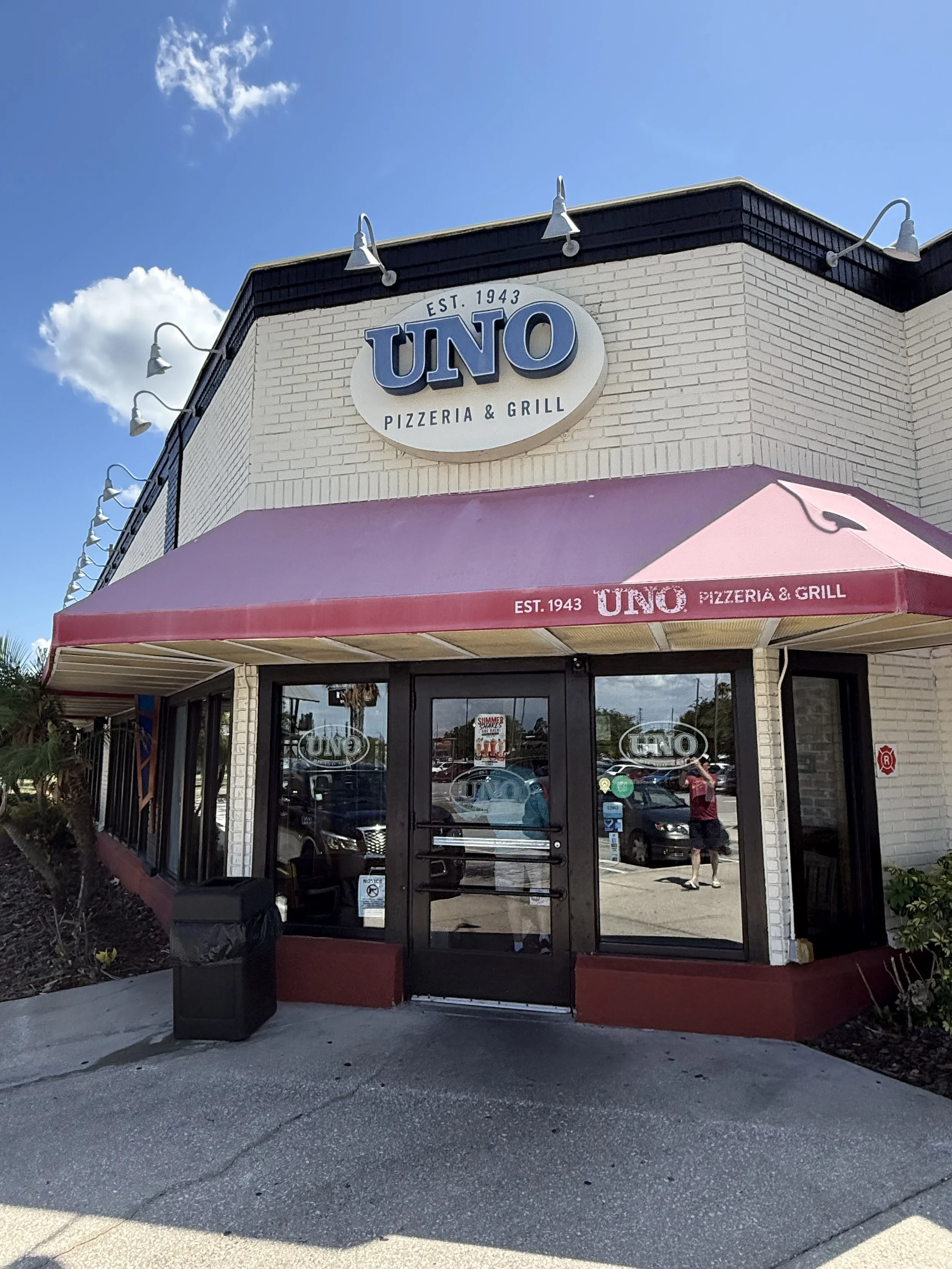 Uno Pizzeria &amp; Grill, Kissimmee, FL.