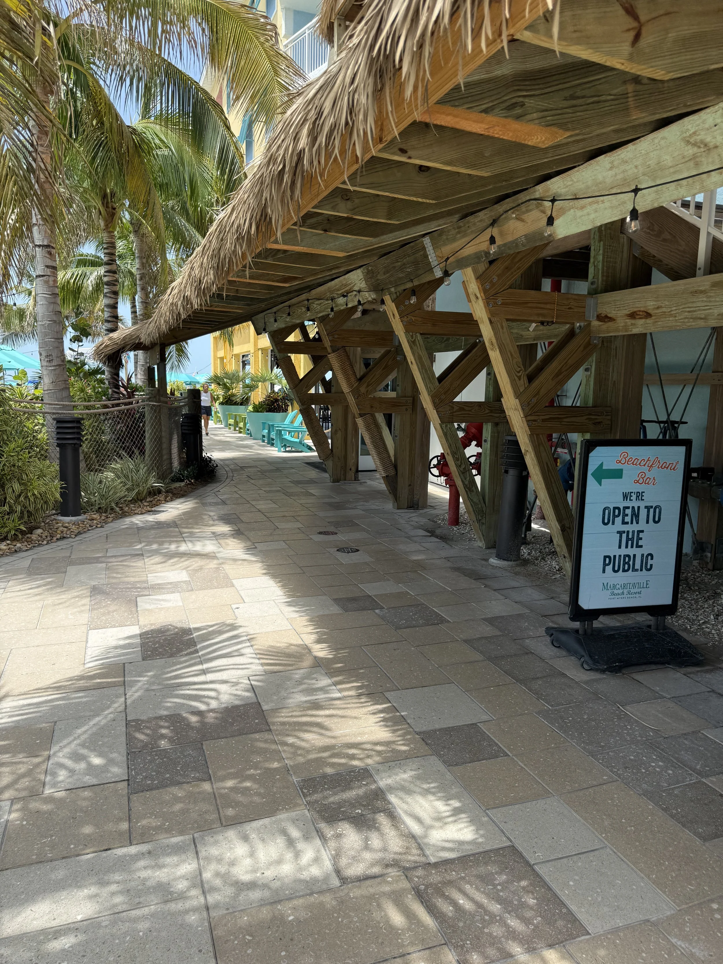 Lah De Dah Beach Bar &amp; Grill, Fort Myers Beach, FL.