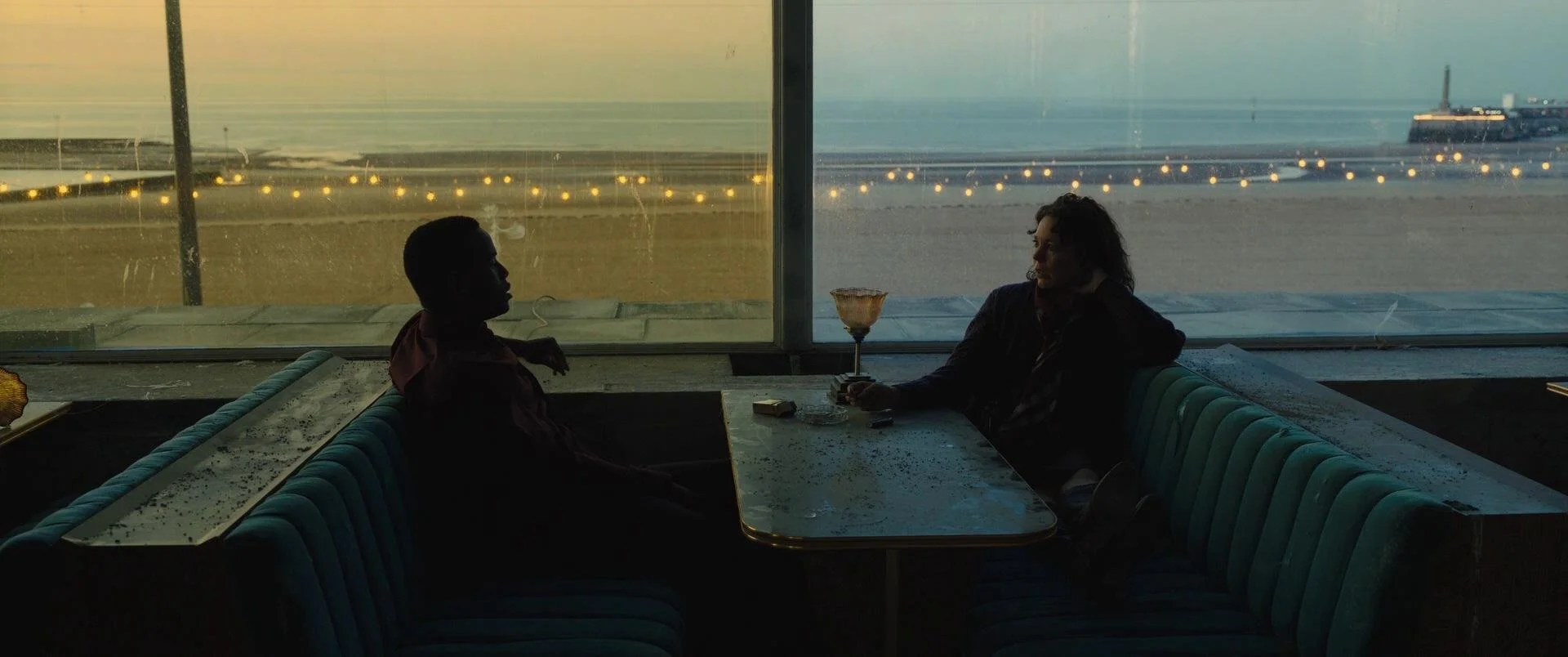 Empire of Light (2022)