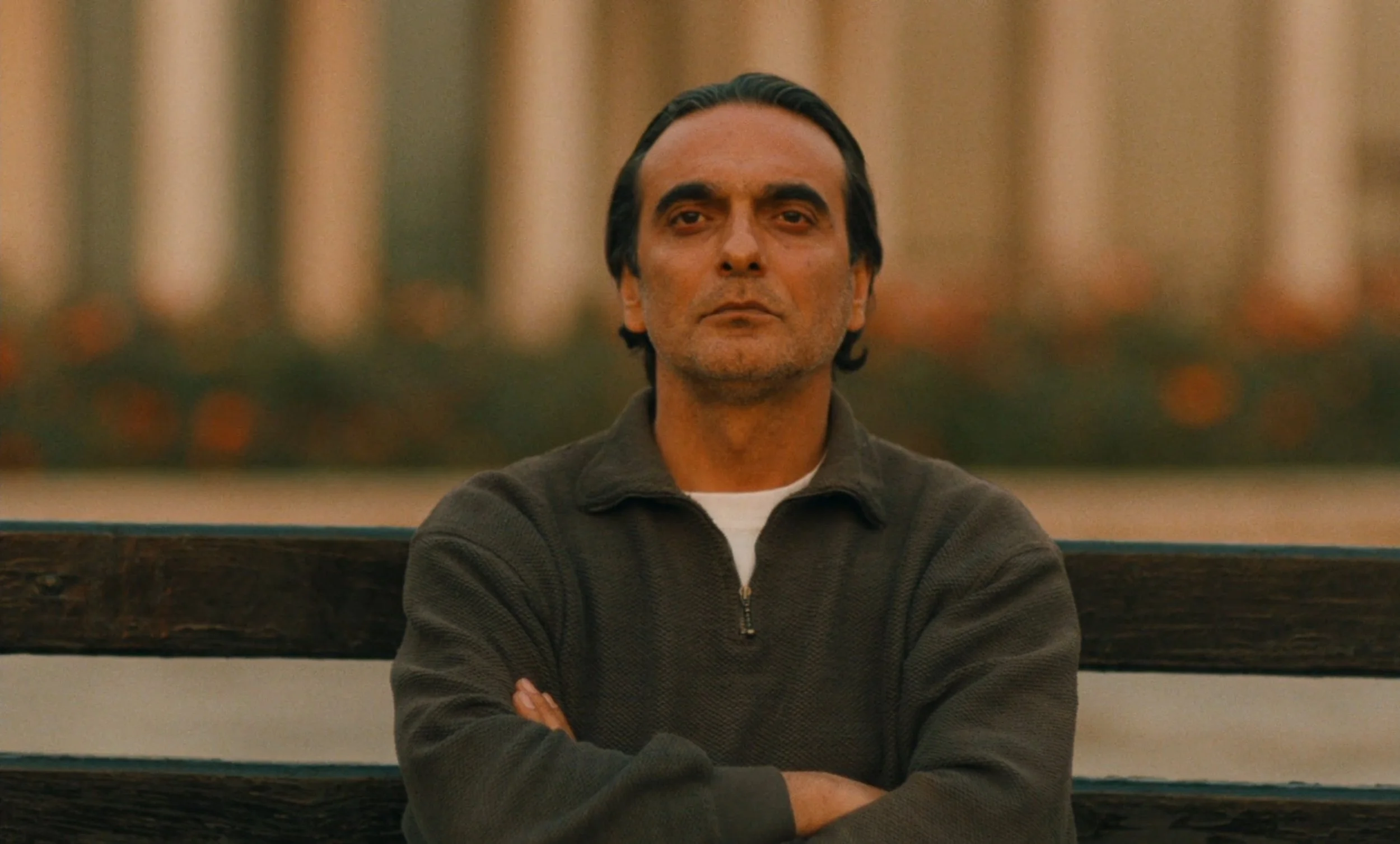 Taste of Cherry (1997)