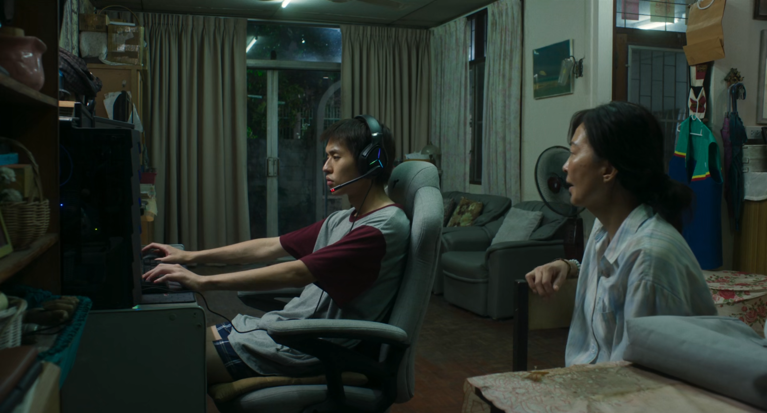 How to Make Millions Before Grandma Dies 3 - filmspice.png