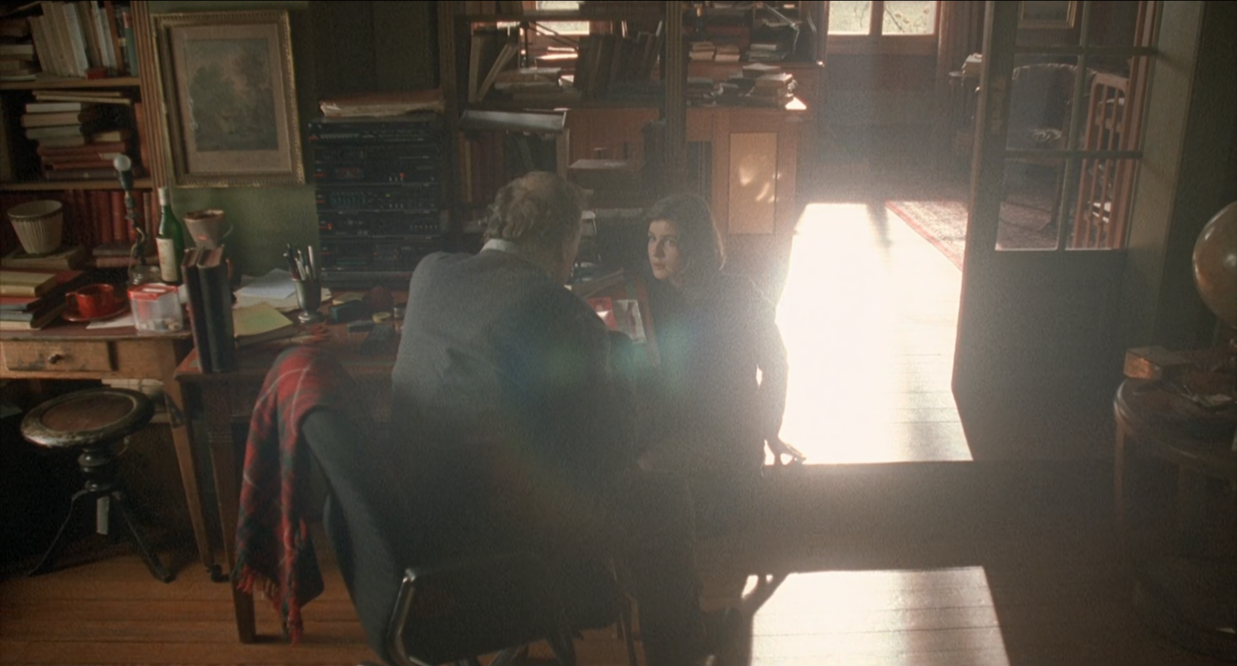 Three Colors Red 22 - filmspice.png