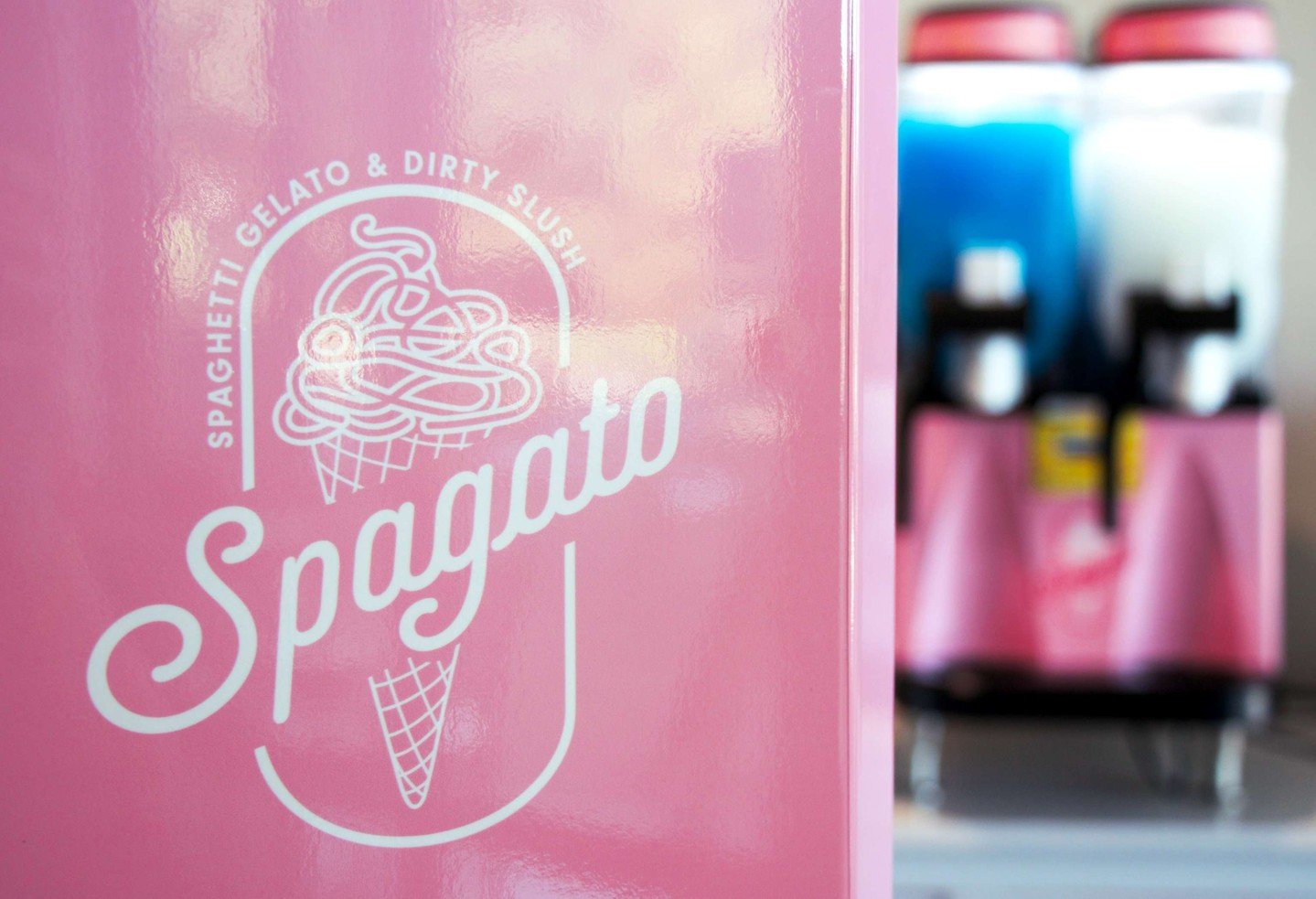 It&rsquo;s a Spagato-style 4th of July! Skip the sparklers &amp; go for the dirty slush and spaghetti gelato instead 🇺🇸 😎
.
.
.
#4thofjuly #midtown #station #ocala #ocalafoodies #spagato #gelato #spaghettigelato #dirtyslush